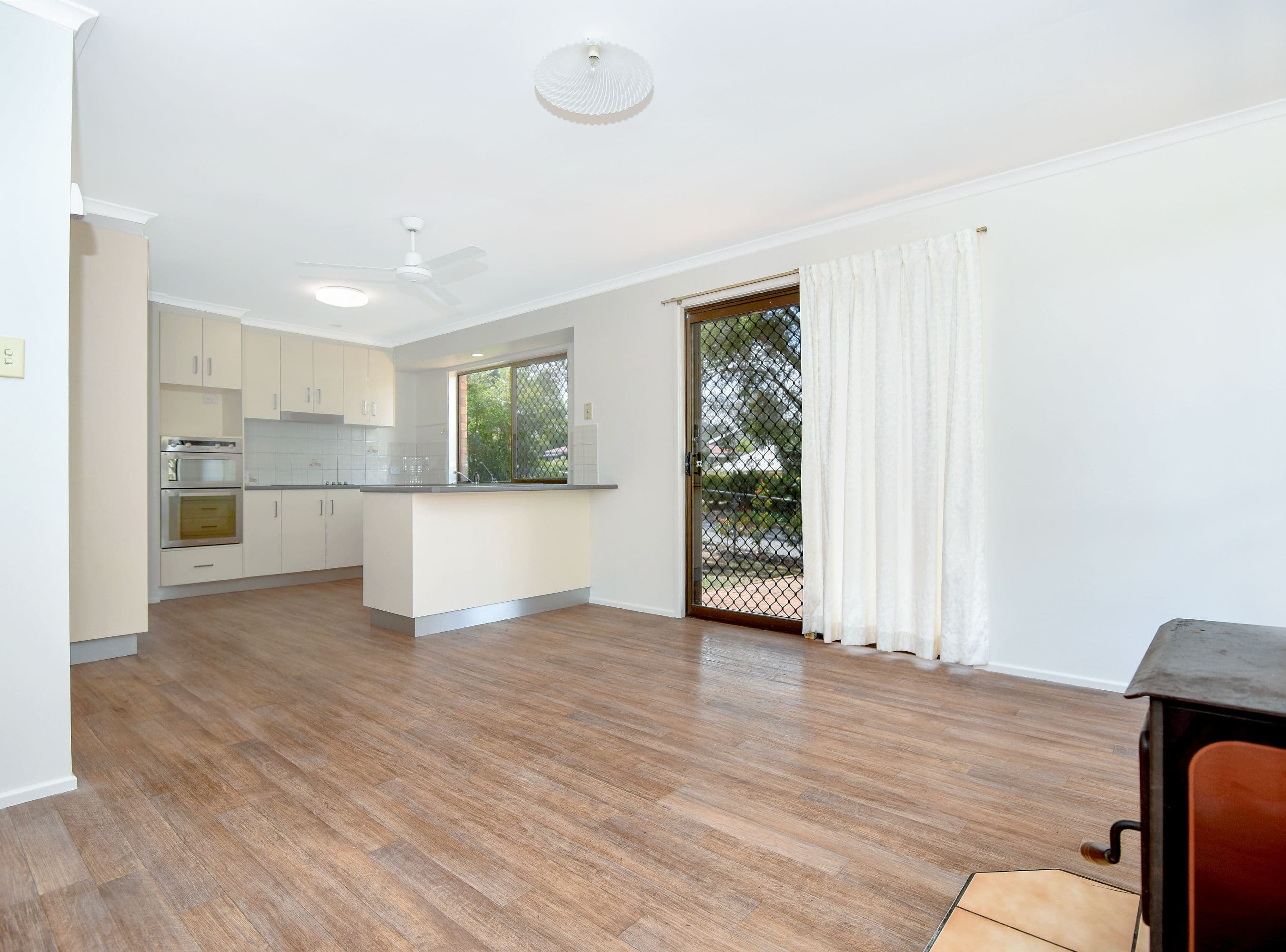 4 Agnes Street, Centenary Heights QLD 4350, Centenary Heights - Thumbnail 2