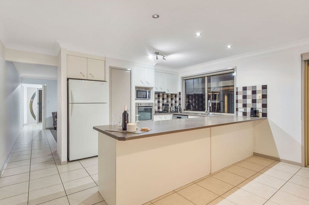 8 Dine Court, Upper Coomera QLD 4209, Upper Coomera - Thumbnail 4