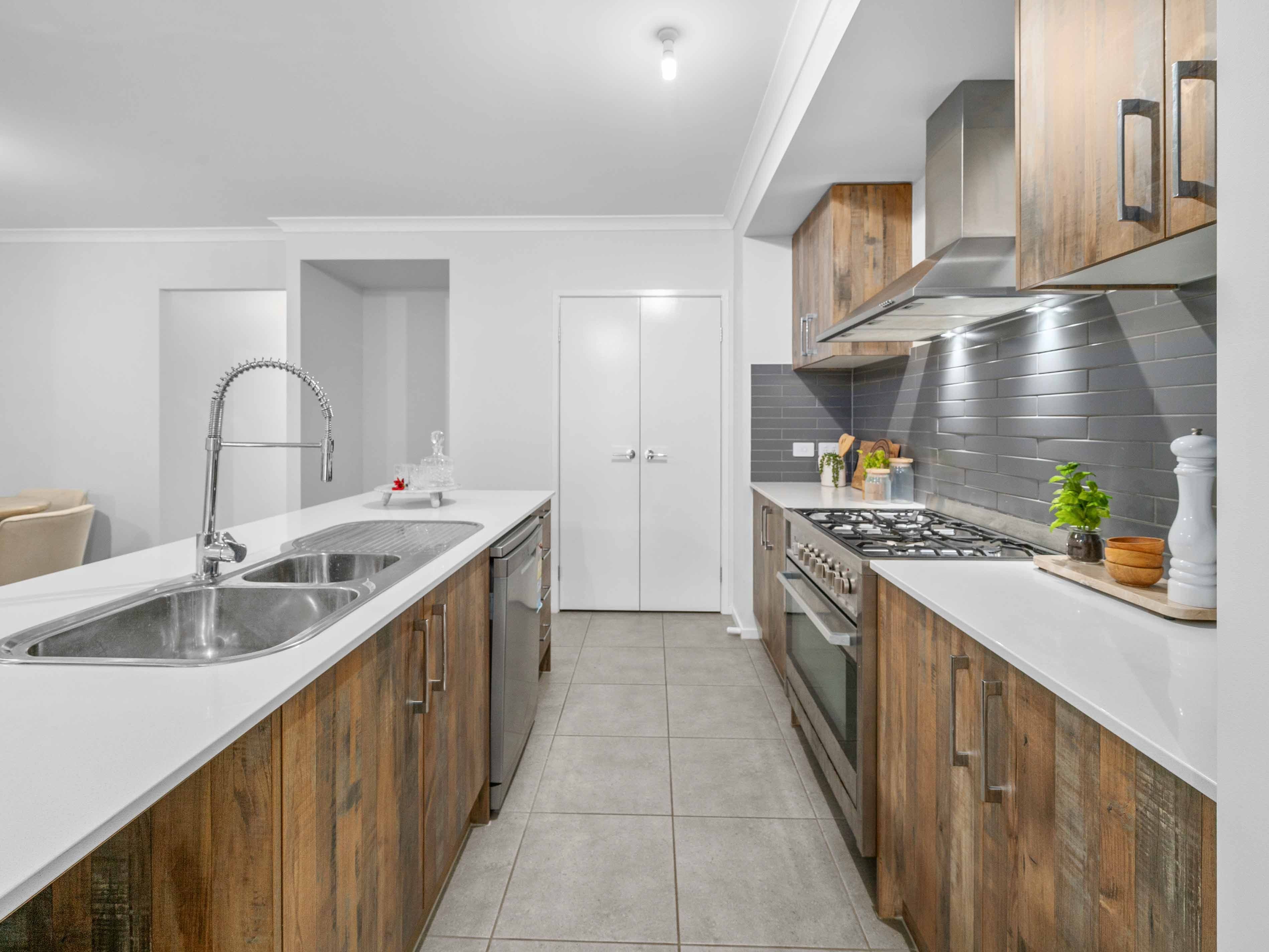 24 Homevale Drive, South Ripley QLD 4306, South Ripley - Thumbnail 5