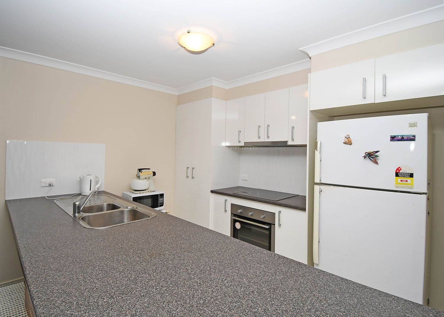 16 Ferris Avenue, River Heads QLD 4655, River Heads - Thumbnail 4