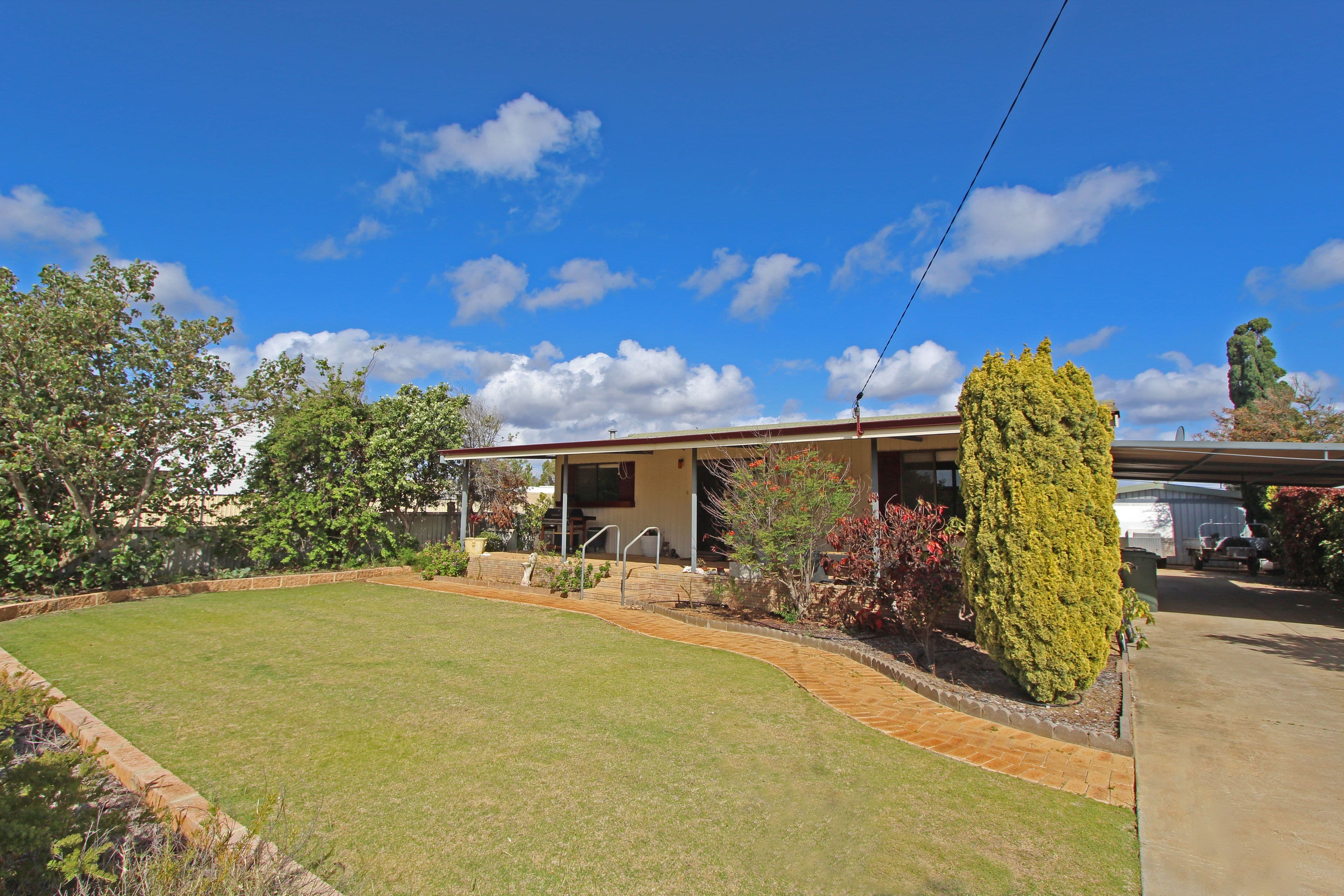 8 Whitburn Place, Jurien Bay WA 6516, Jurien Bay - Thumbnail 2