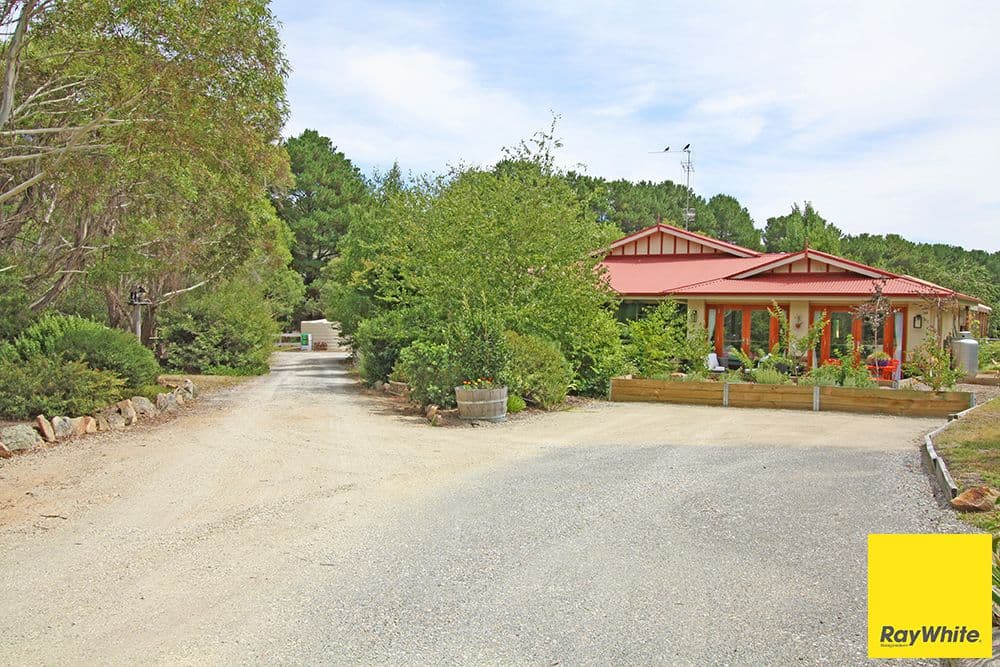 5 Leahy Place, Bungendore - Image 1