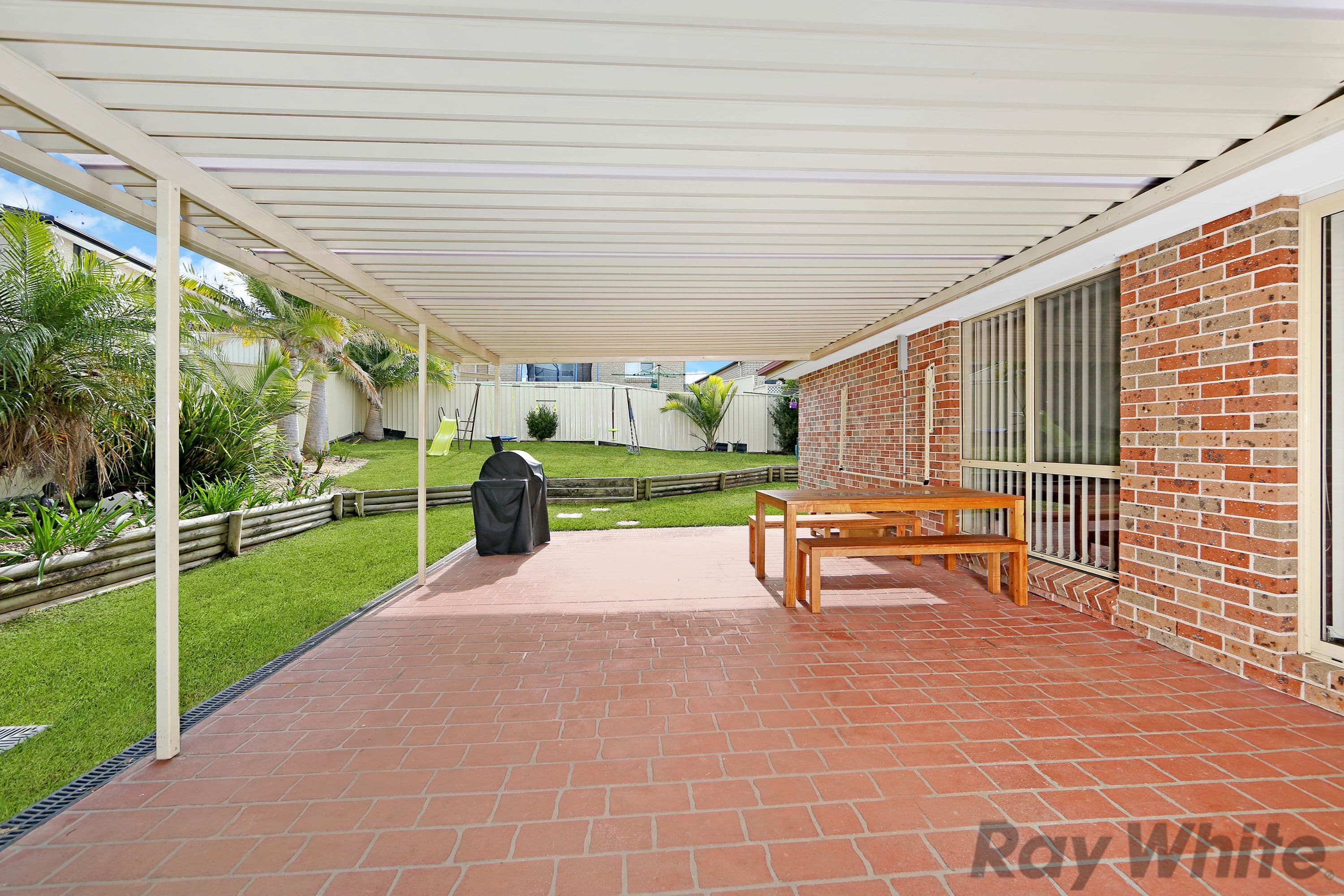 10 Bayside Street, Blue Haven - Thumbnail 2