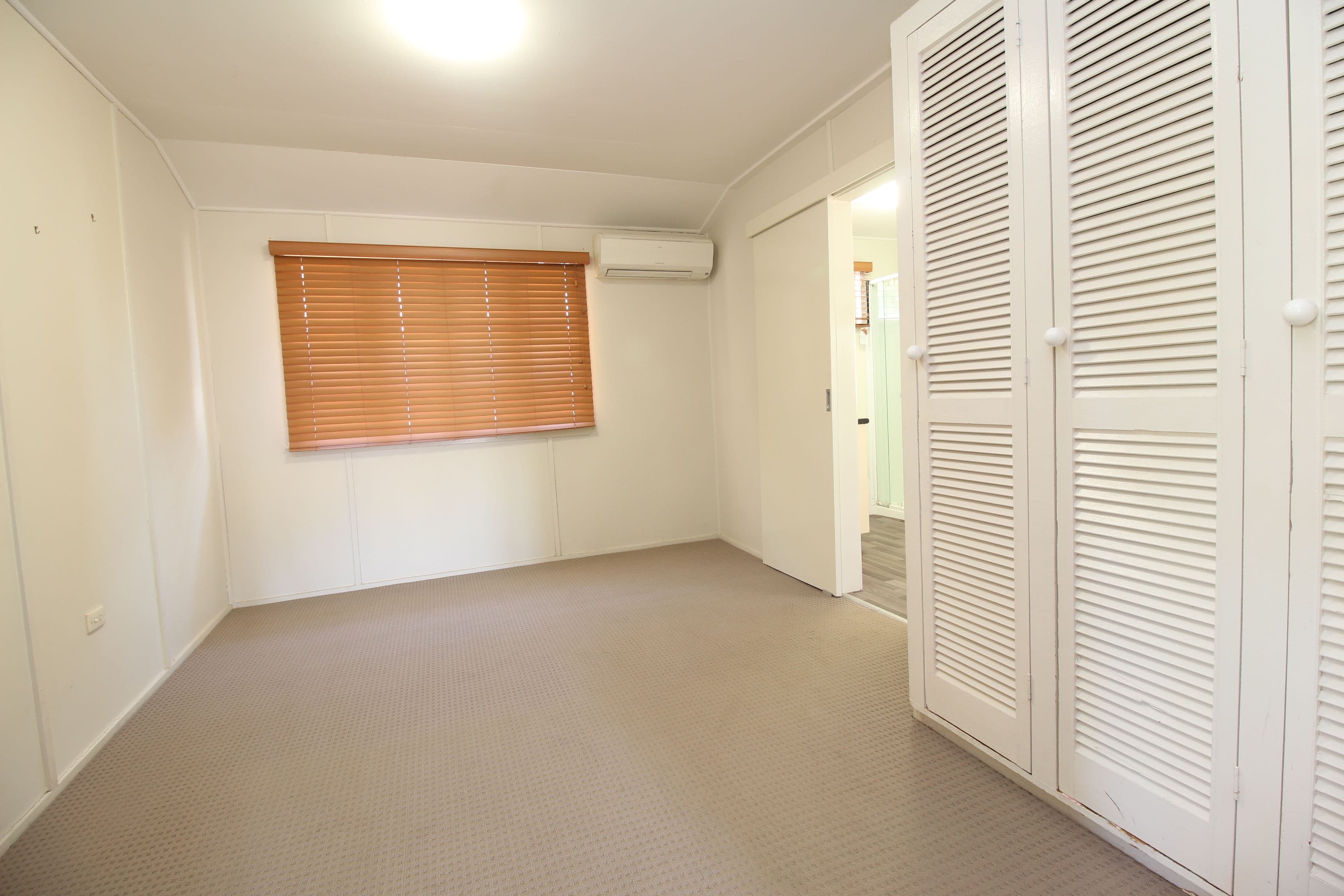 11 Caprice Court, Emerald QLD 4720, Emerald - Thumbnail 6
