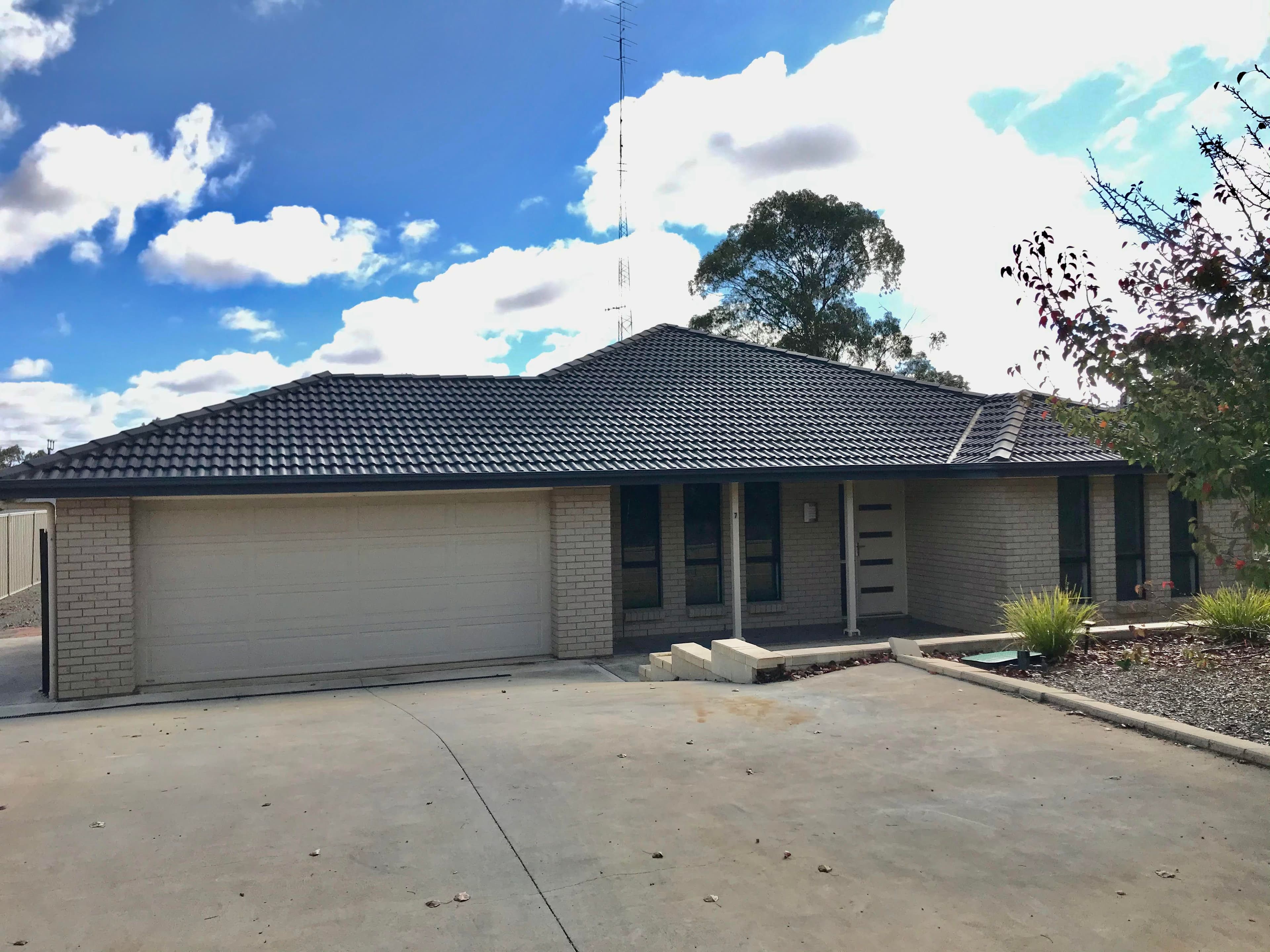 5 Beal Close, Clare SA 5453, Clare - Image 1