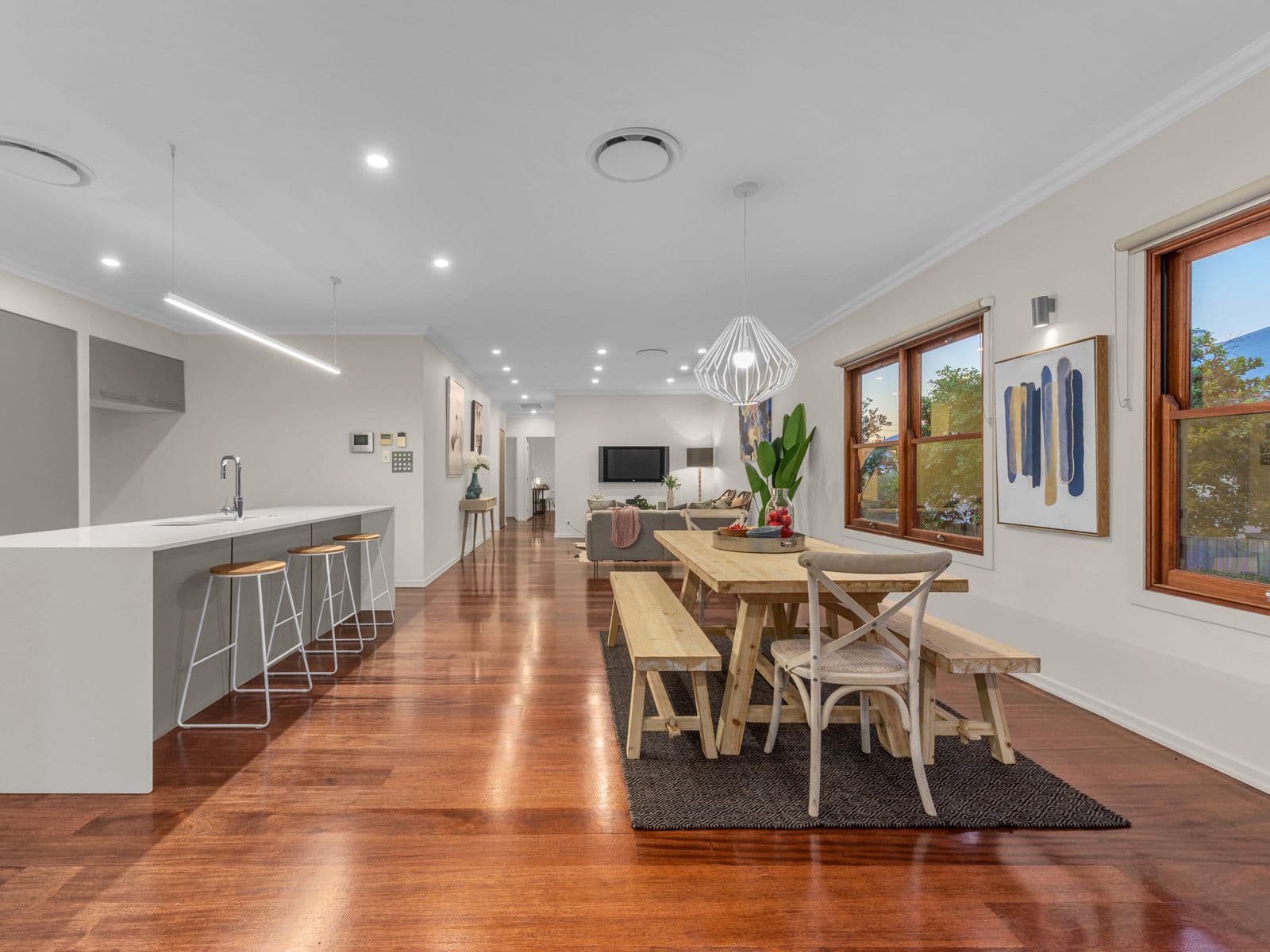 52 Herbert Street, Camp Hill QLD 4152, Camp Hill - Thumbnail 3