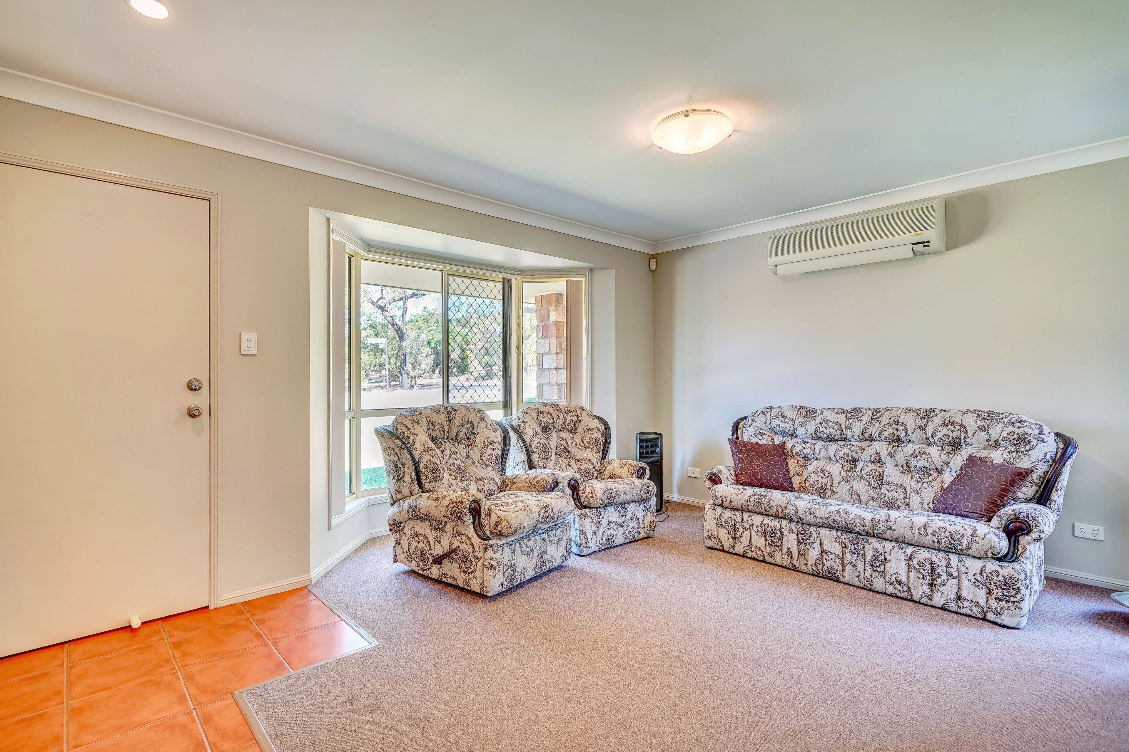 27 Hannam Crescent, Forest Lake QLD 4078, Forest Lake - Thumbnail 4
