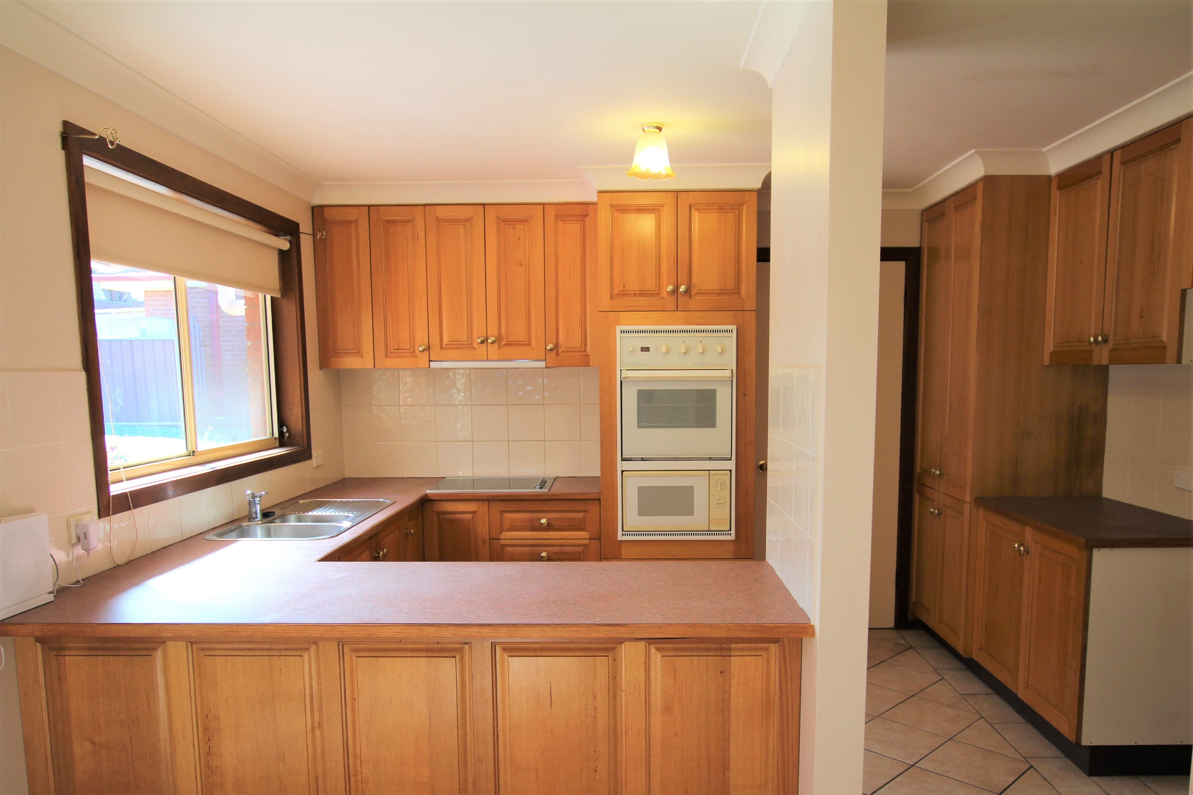 24 Jim Anderson Avenue, Young NSW 2594, Young - Thumbnail 2