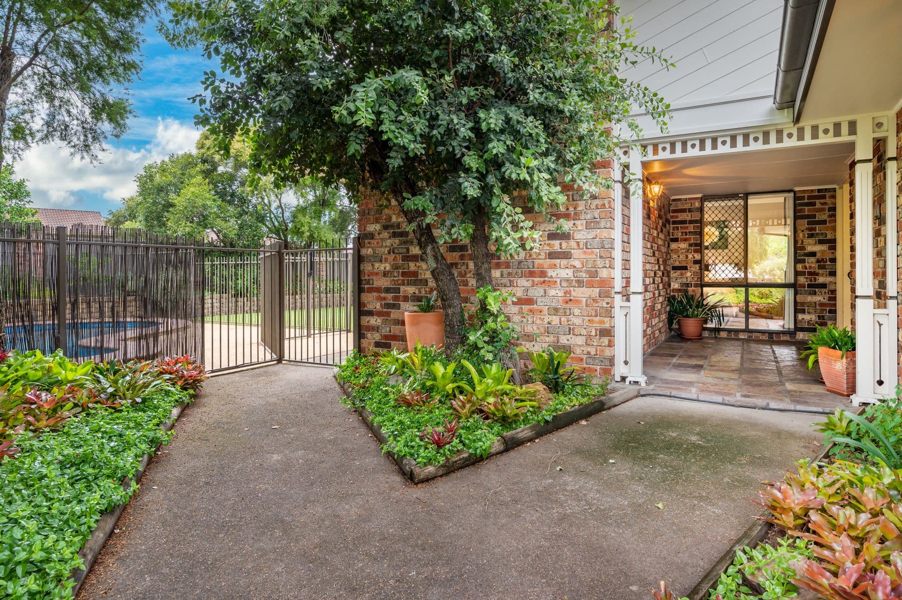 1 Boston Close, Hunterview NSW 2330, Hunterview - Thumbnail 2