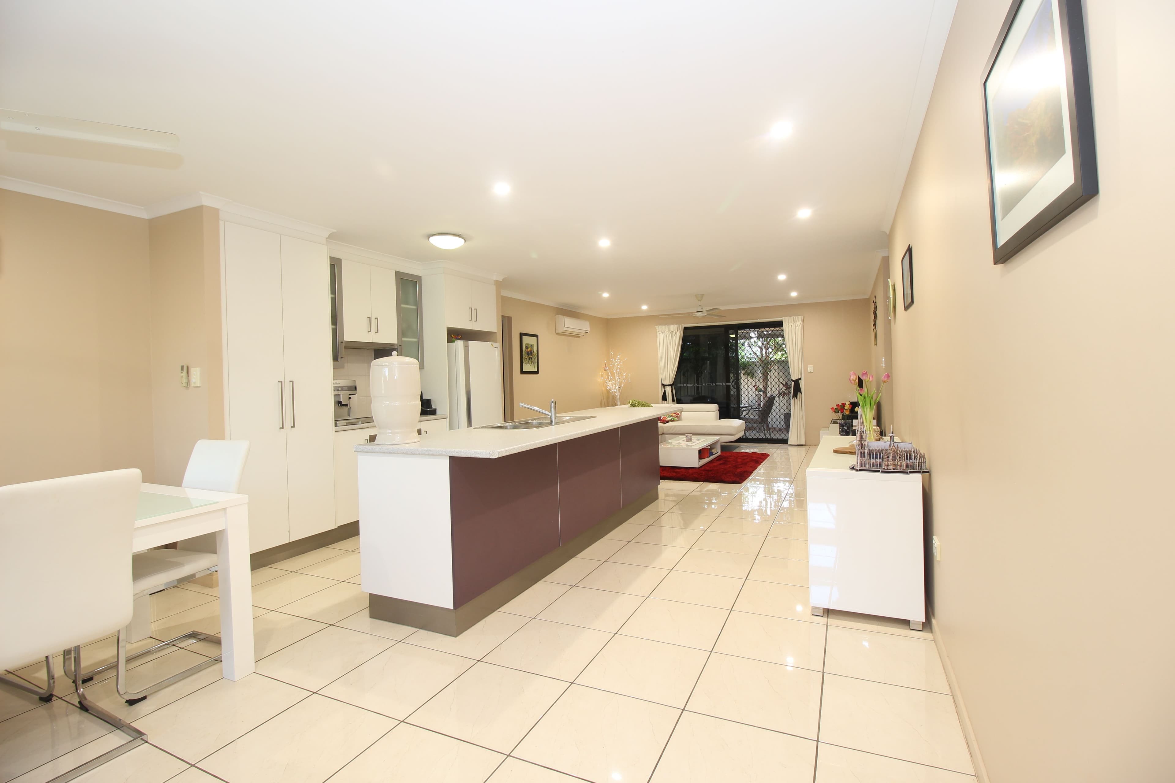 28 Saville Street, Emerald QLD 4720, Emerald - Thumbnail 6