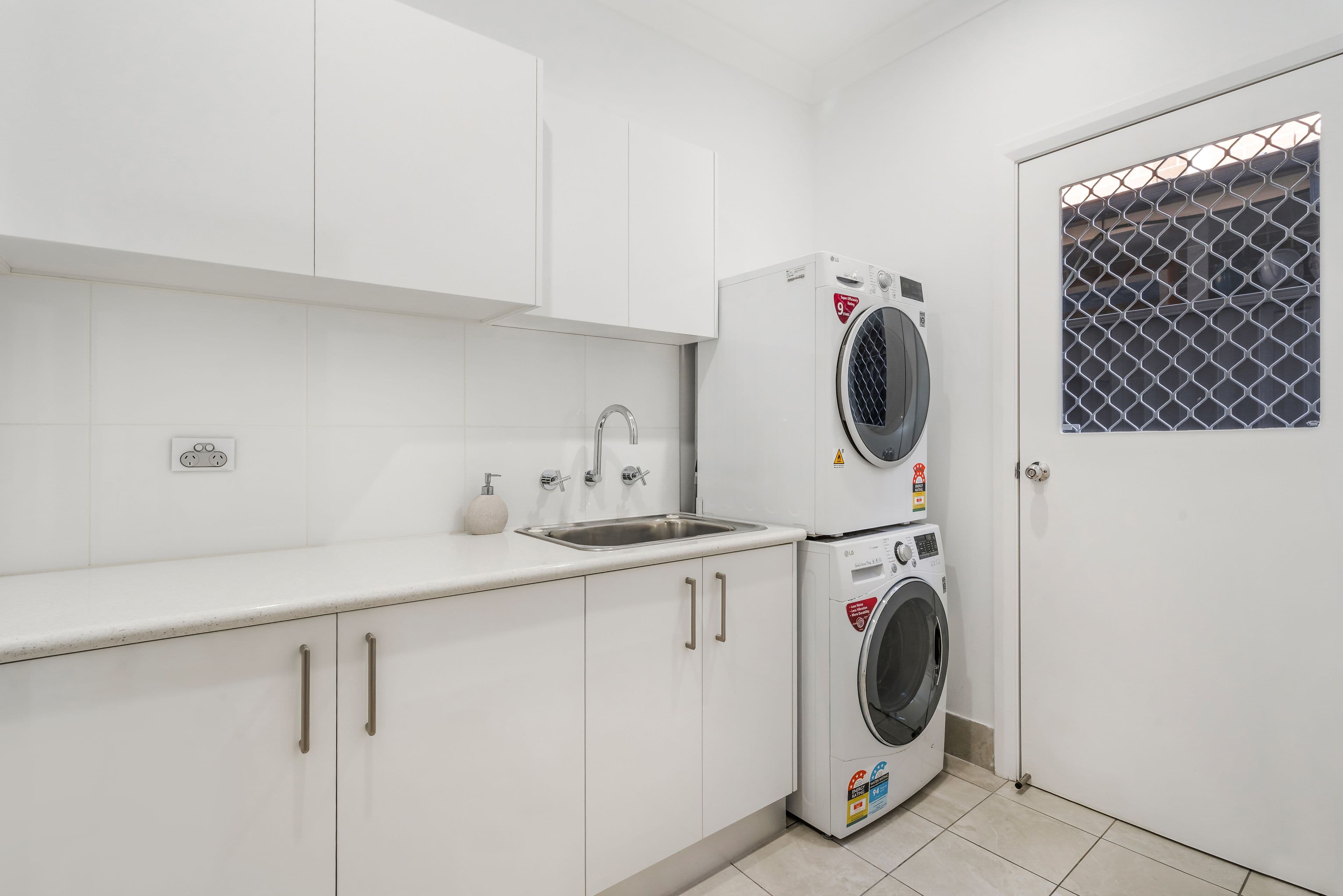 4 Ulm Street, Middleton Grange NSW 2171, Middleton Grange - Thumbnail 8