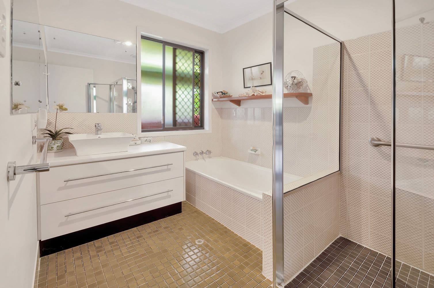 144 Currumburra Road, Ashmore QLD 4214, Ashmore - Thumbnail 8