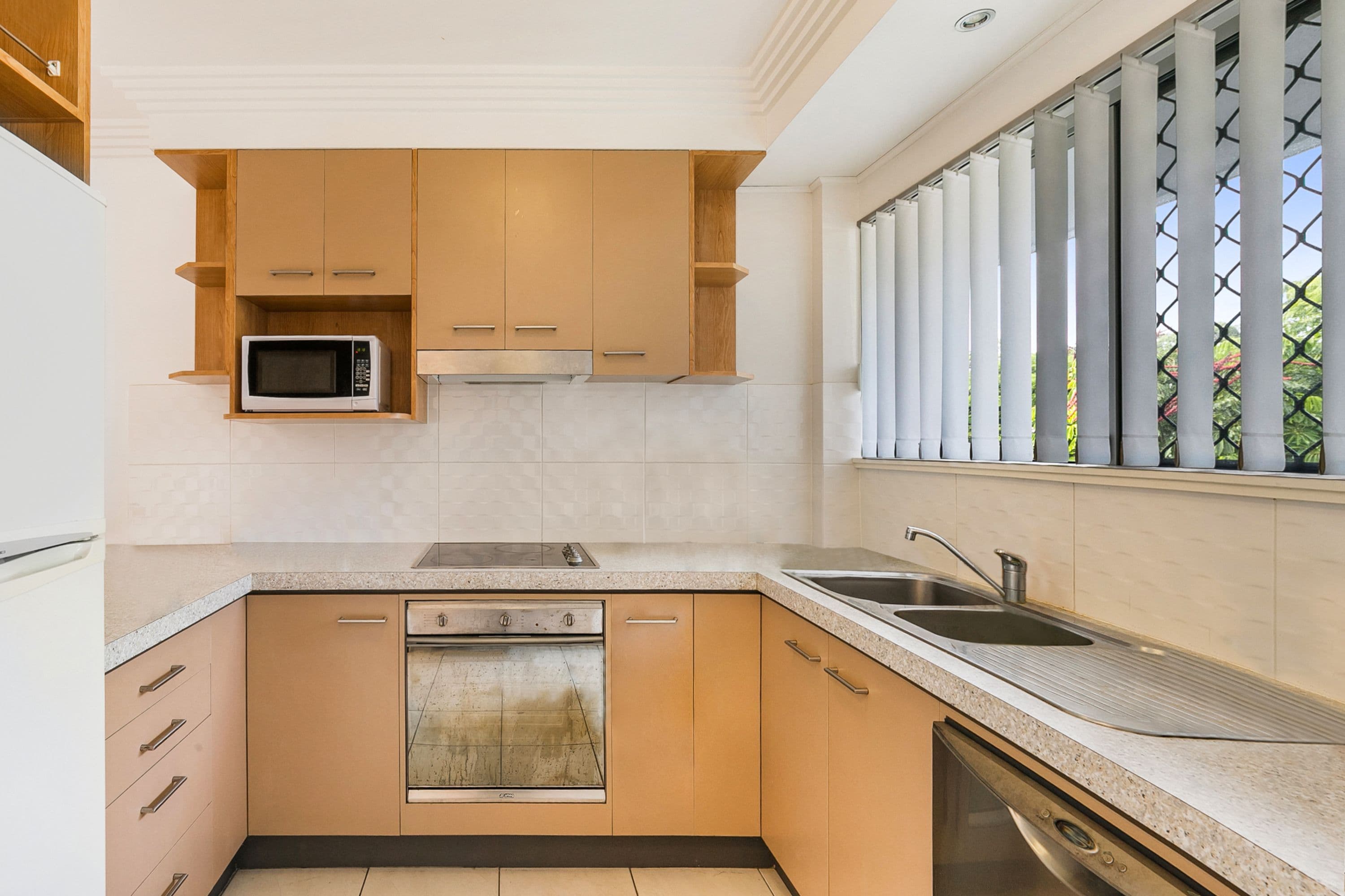 64 Warren Street, St Lucia QLD 4067, St Lucia - Thumbnail 3