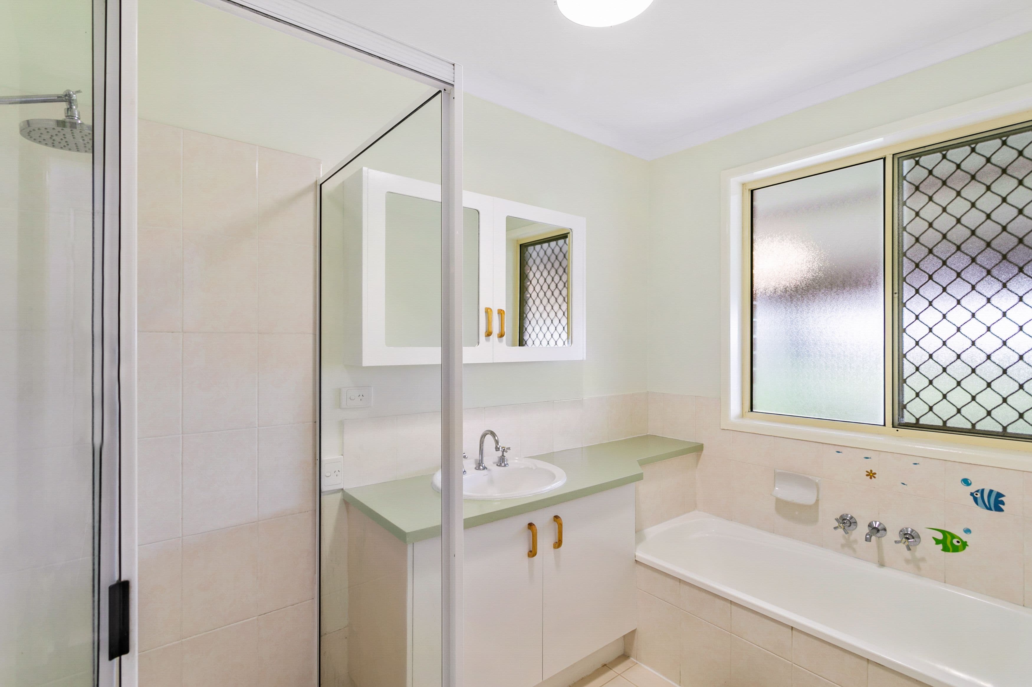 26 Kate Avenue, Deception Bay QLD 4508, Deception Bay - Thumbnail 6