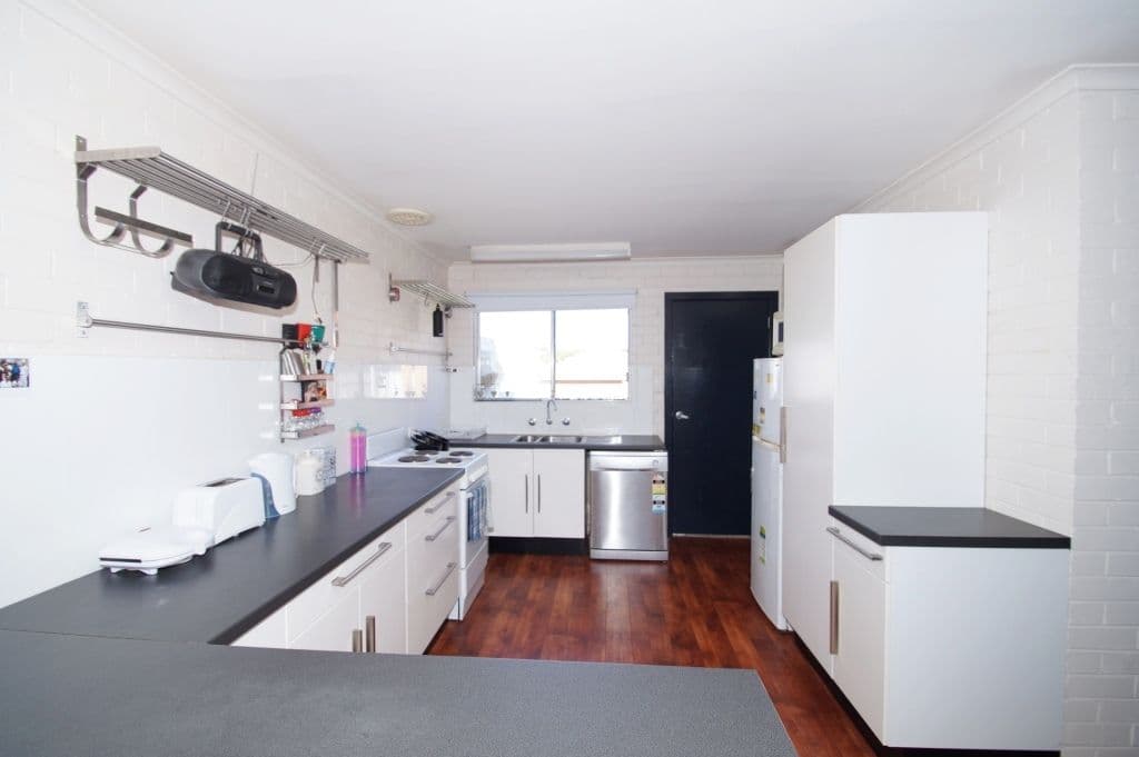 9 James Avenue, Armidale NSW 2350, Armidale - Thumbnail 2