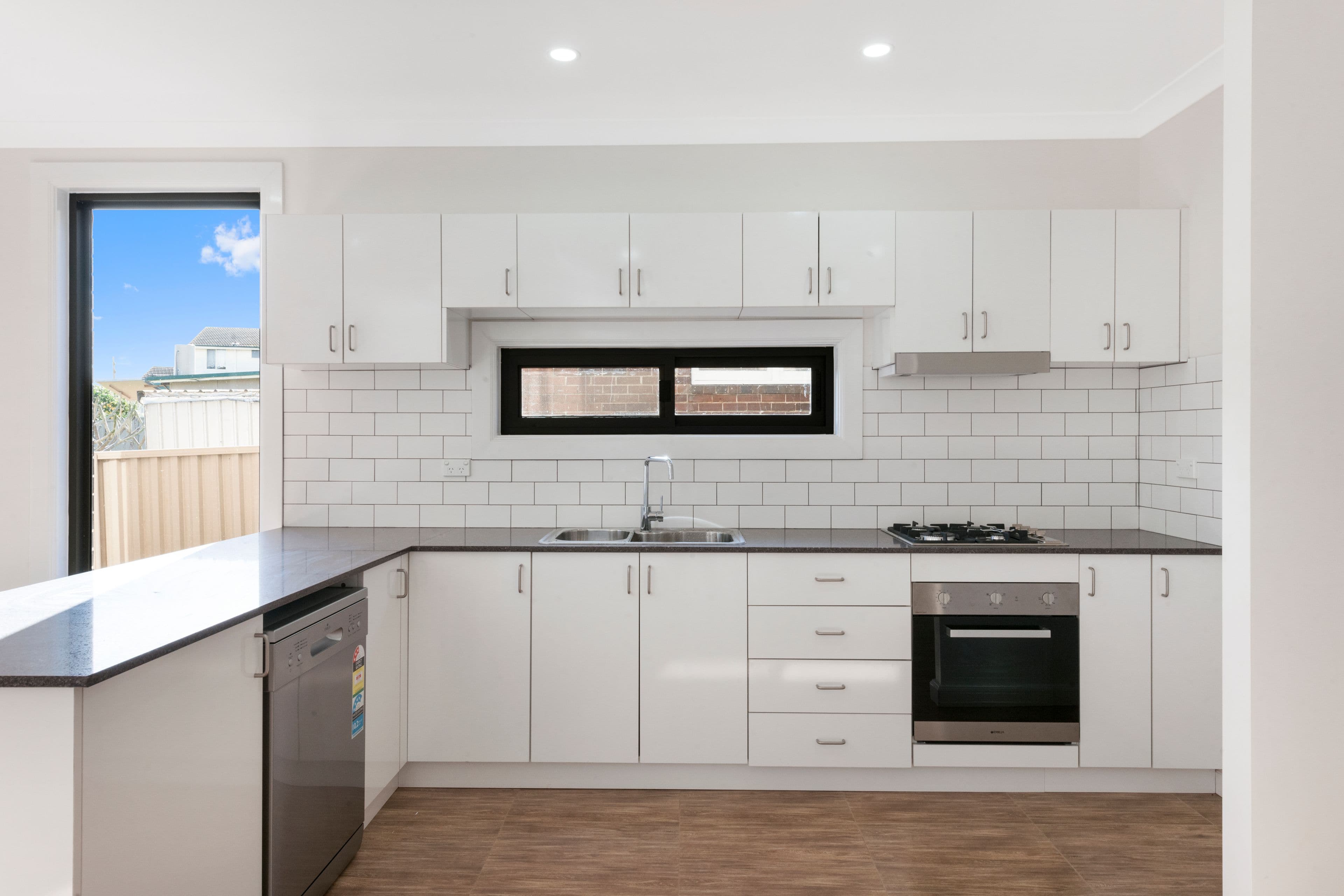 16 Hinkler Street, Ermington NSW 2115, Ermington - Thumbnail 3