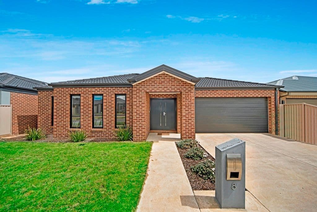 8 Seaford Street, Alfredton VIC 3350, Alfredton - Image 1