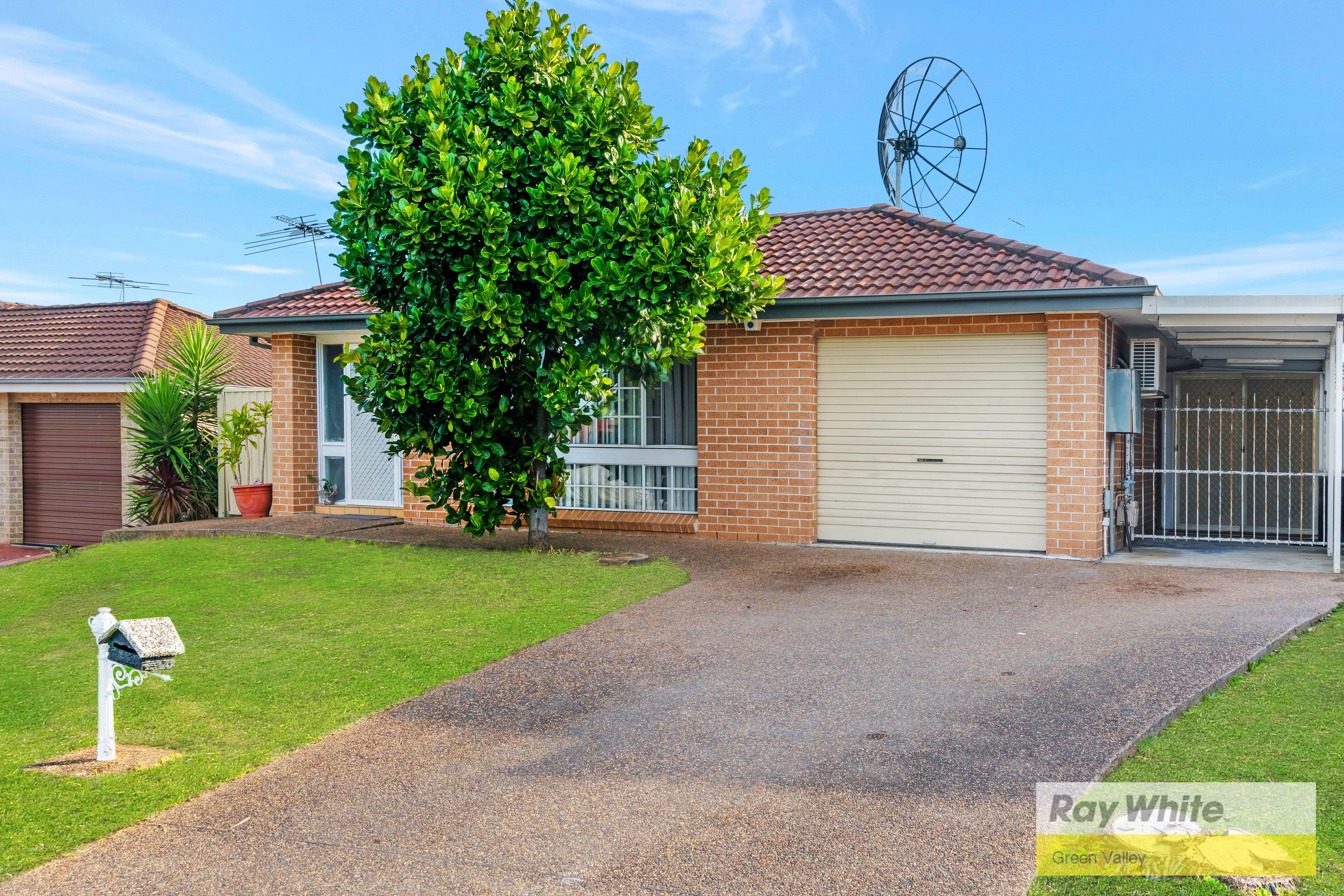 107 Falcon Circuit, Green Valley NSW 2168, Green Valley - Thumbnail 2