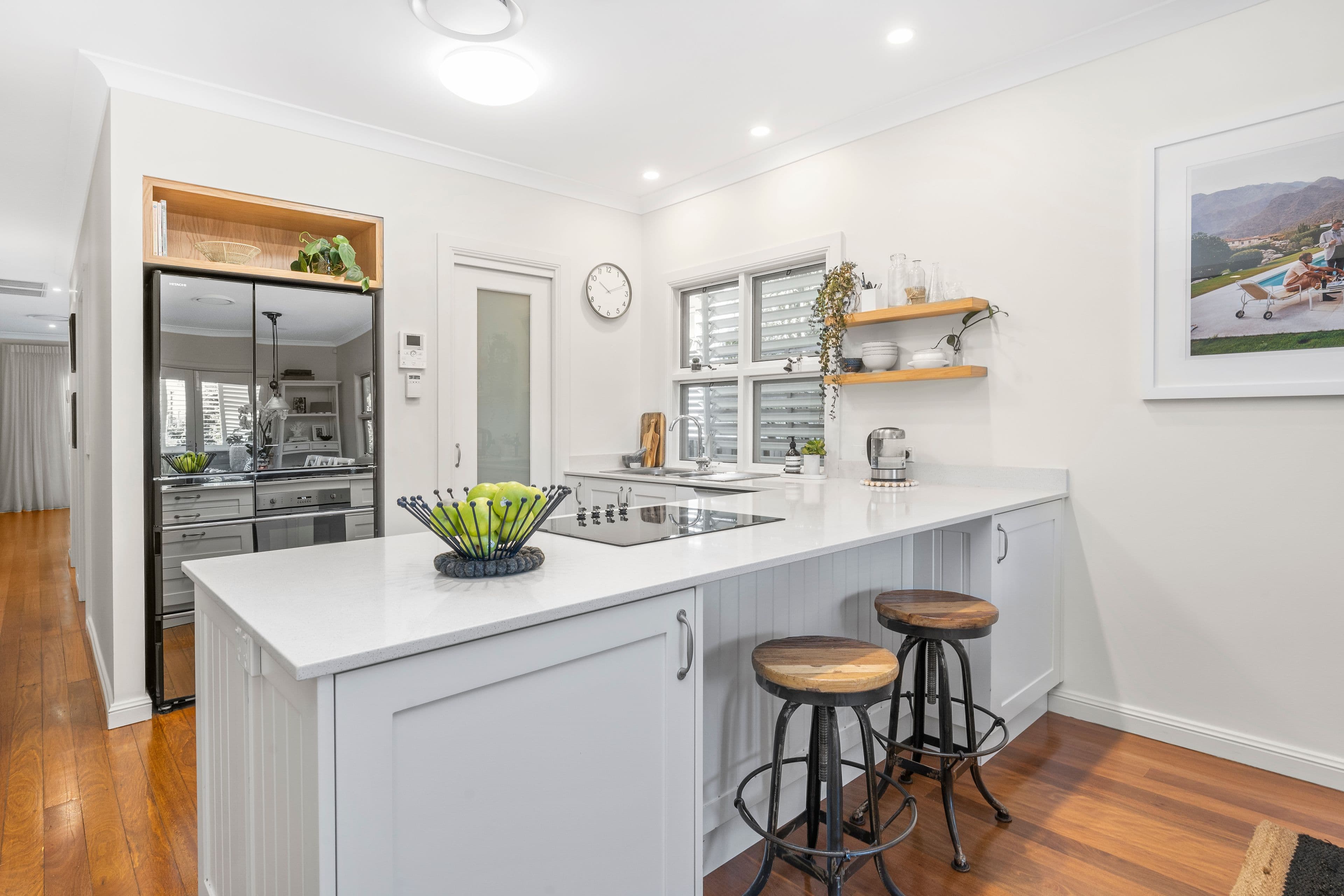 7 Bondi Avenue, Mermaid Beach QLD 4218, Mermaid Beach - Thumbnail 2