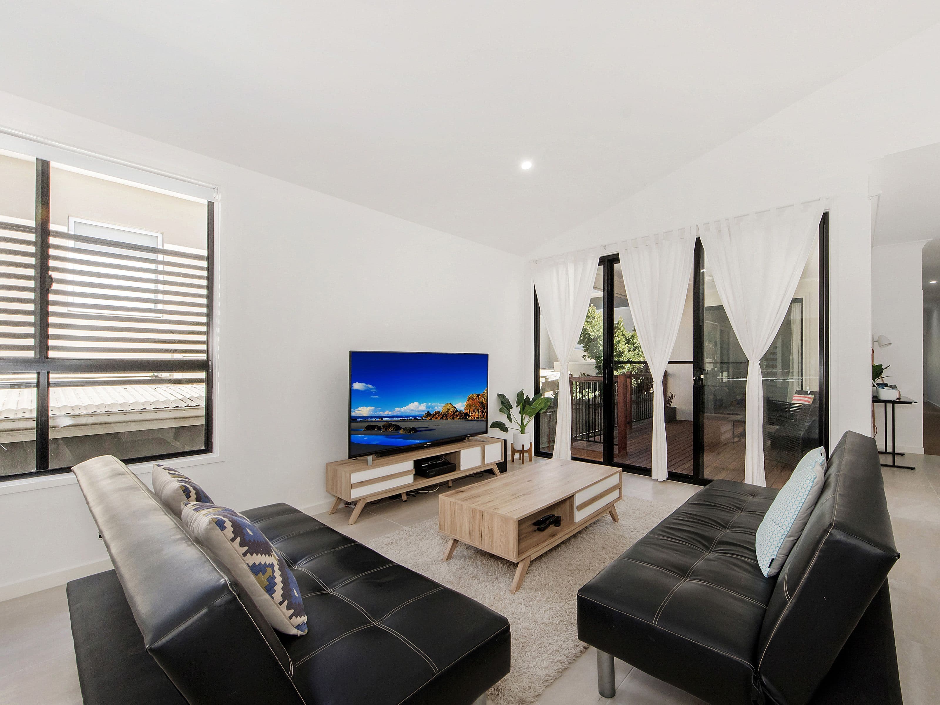 11 Chirn Crescent, Labrador QLD 4215, Labrador - Thumbnail 7
