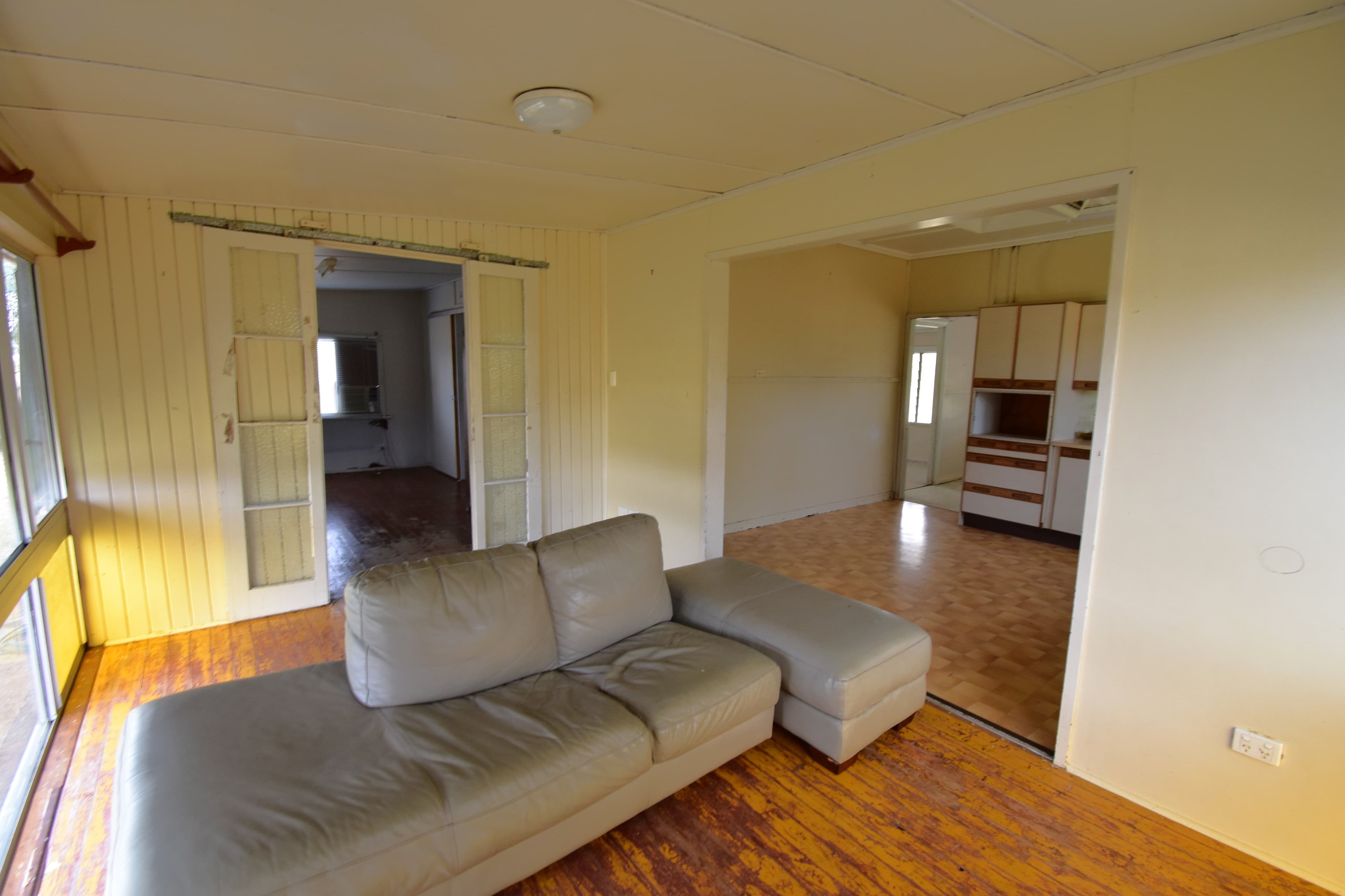 37 Lodge Street, Aramac QLD 4726, Aramac - Thumbnail 2
