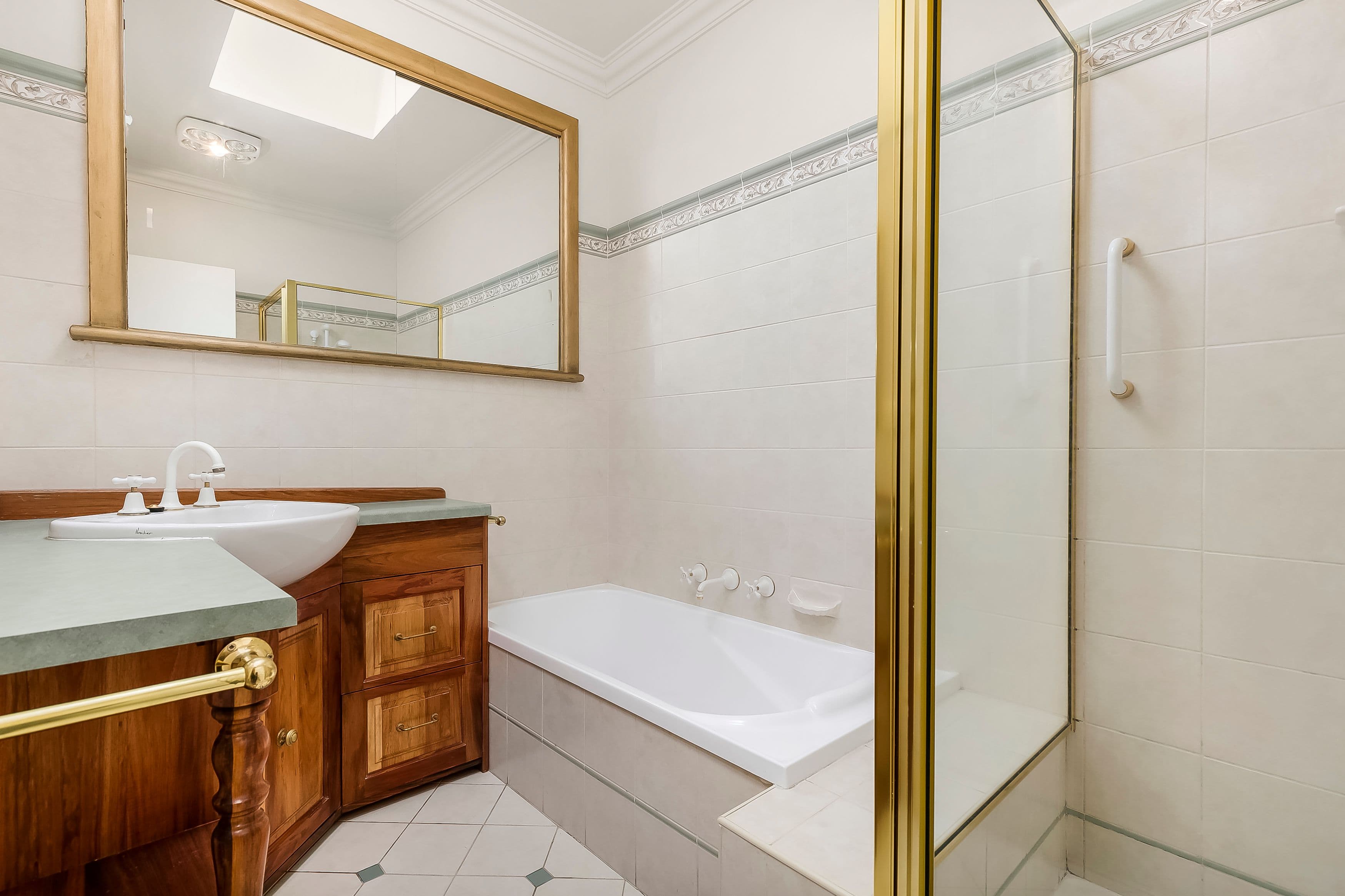 94 Watsons Road, Glen Waverley VIC 3150, Glen Waverley - Thumbnail 6