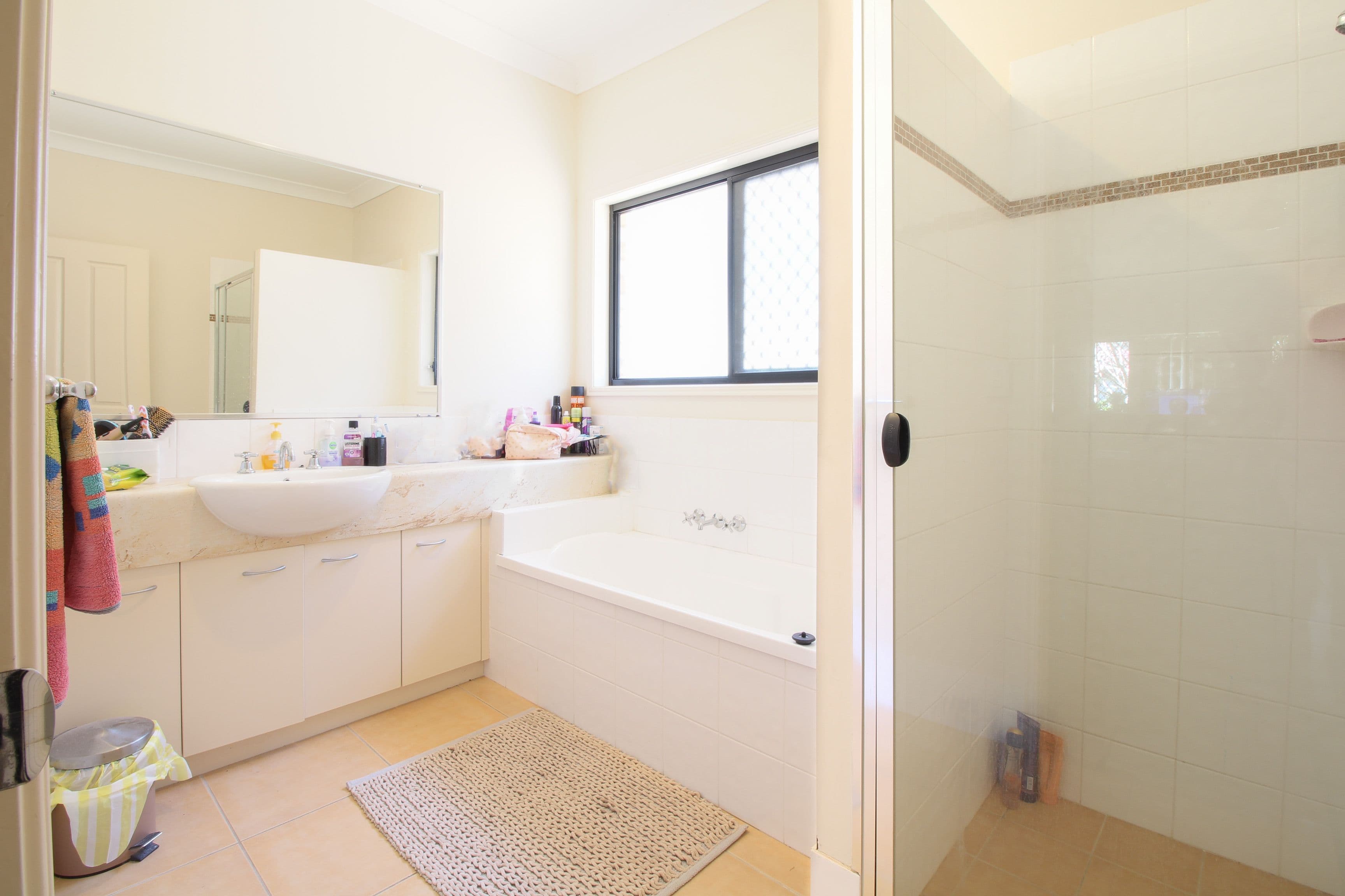 38 Holliday Drive, Edens Landing QLD 4207, Edens Landing - Thumbnail 2