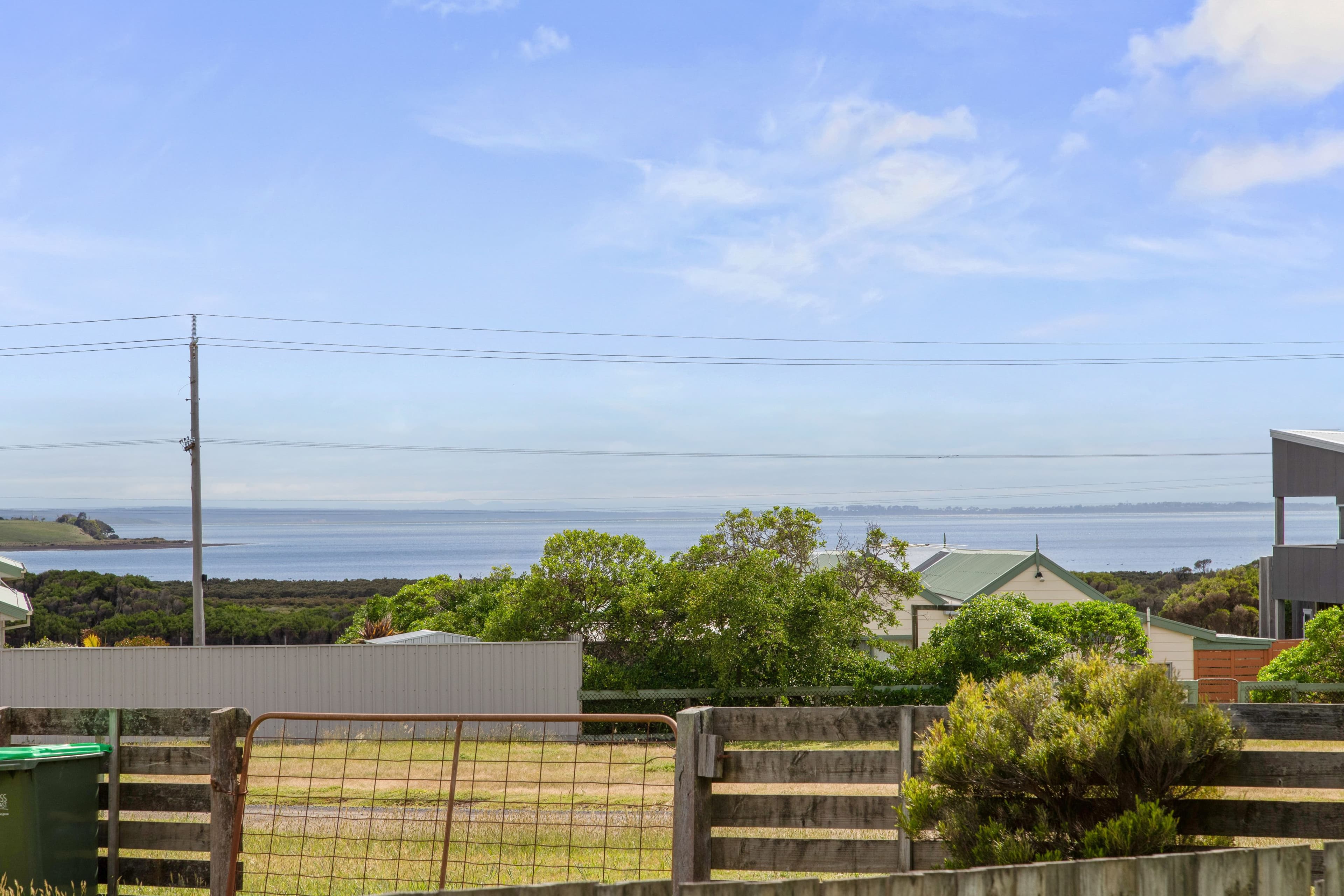 8 Highview Crescent, Surf Beach VIC 3922, Surf Beach - Thumbnail 3