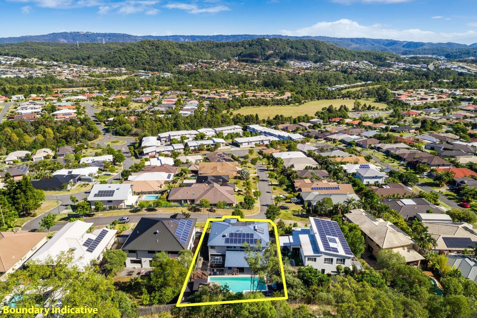 17 Sangster Crescent, Pacific Pines QLD 4211, Pacific Pines - Thumbnail 4