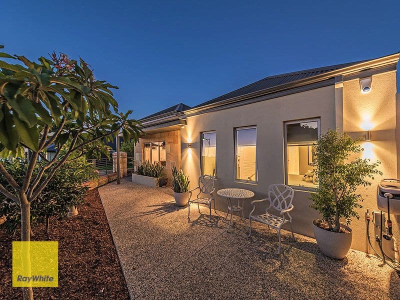 16 The Embankment, South Guildford WA 6055, South Guildford - Thumbnail 4