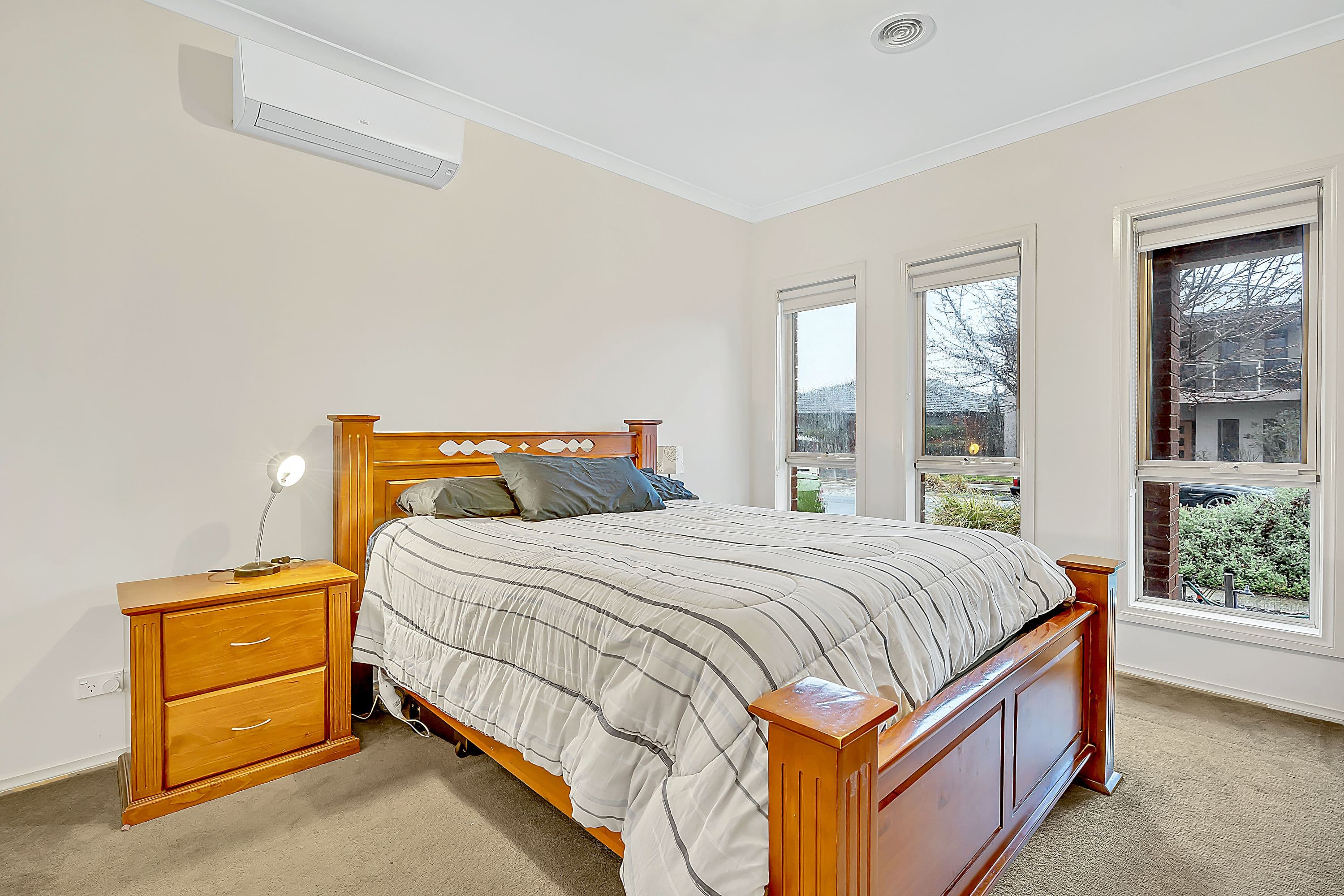17 Acland Street, Craigieburn VIC 3064, Craigieburn - Thumbnail 3