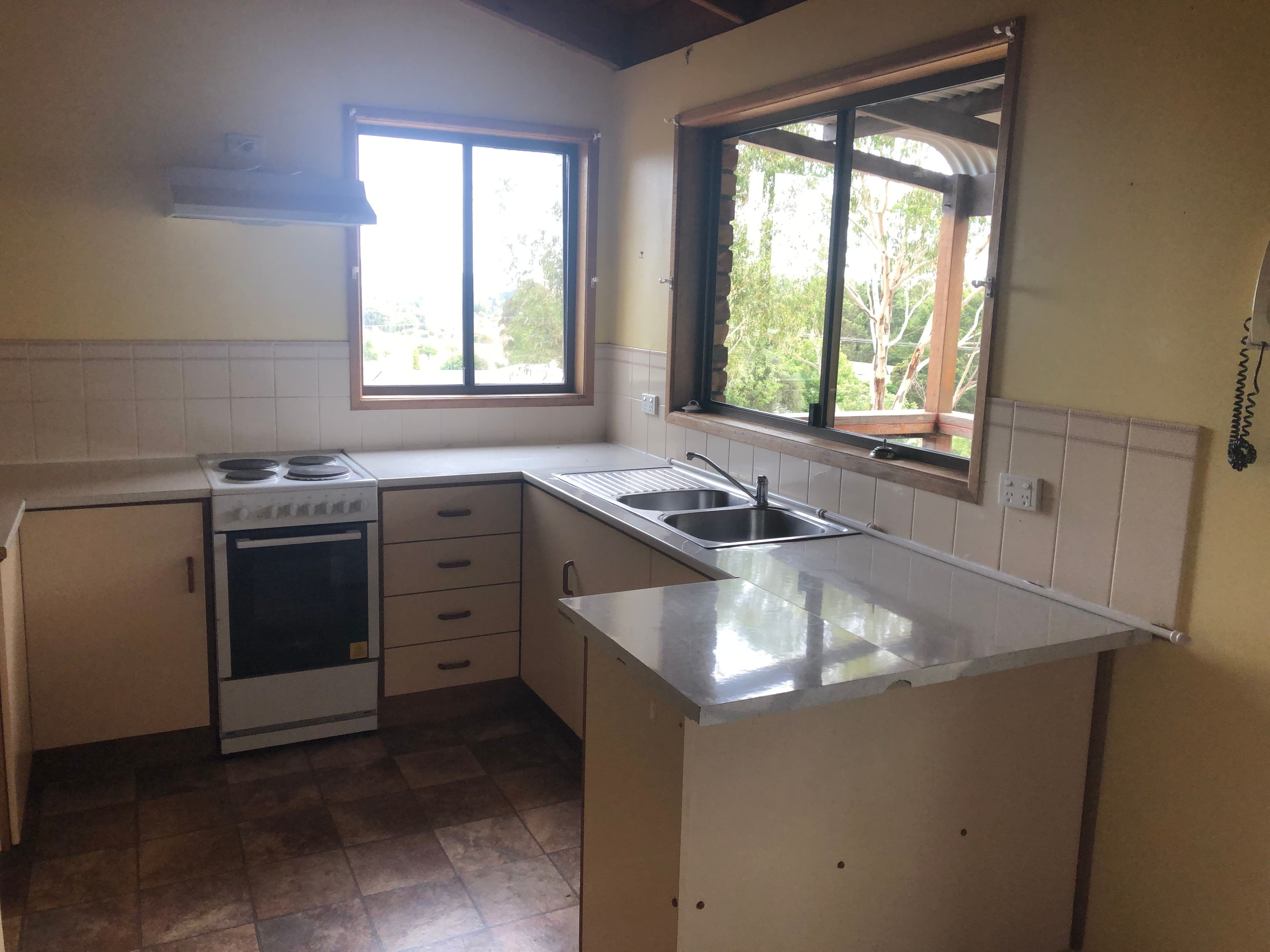 2 Robinson, Glen Innes NSW 2370, Glen Innes - Thumbnail 5