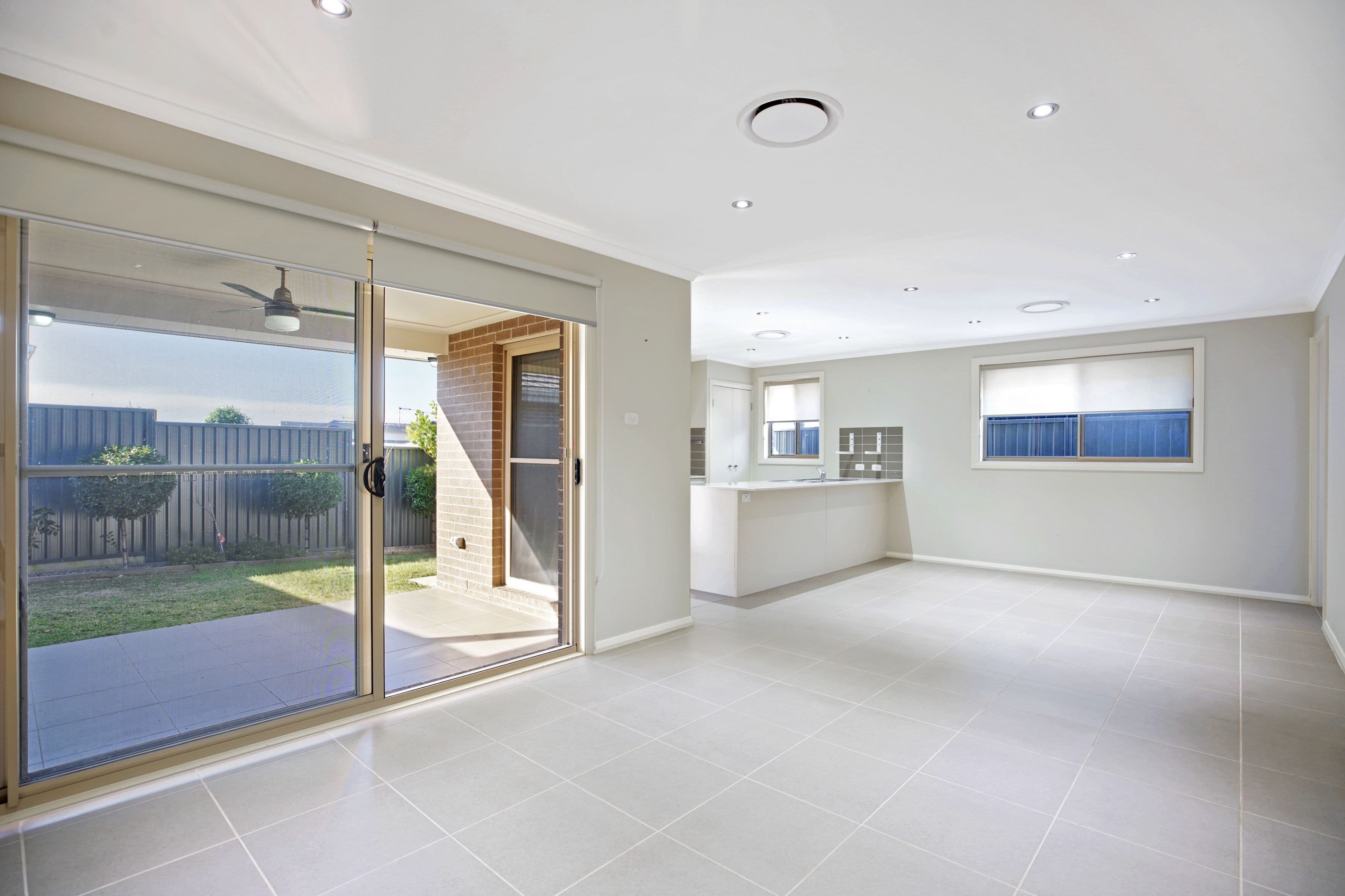29 Forestwood Drive, Glenmore Park - Thumbnail 4