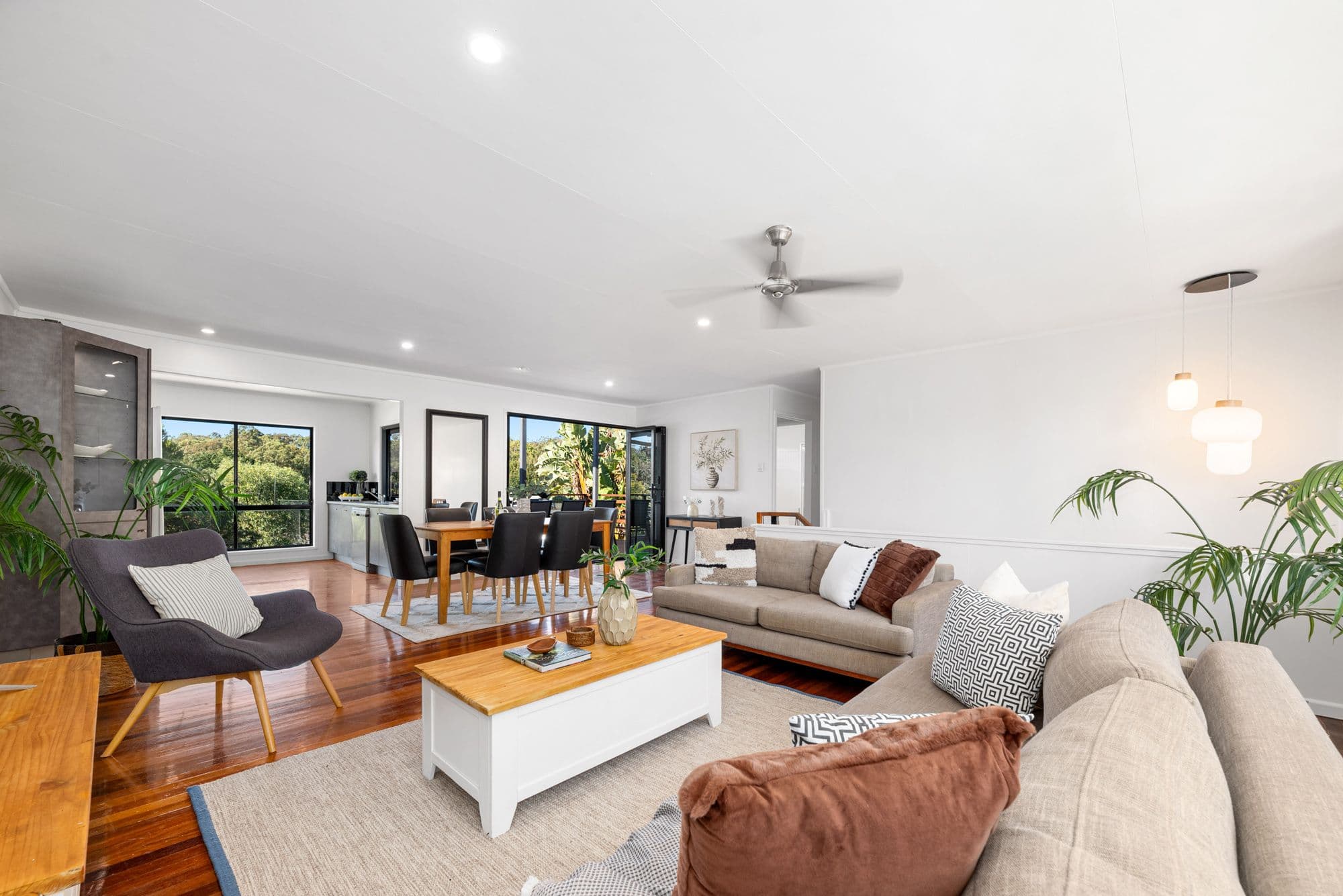 7 Carthonia Street, Mount Gravatt East QLD 4122, Mount Gravatt East - Thumbnail 2