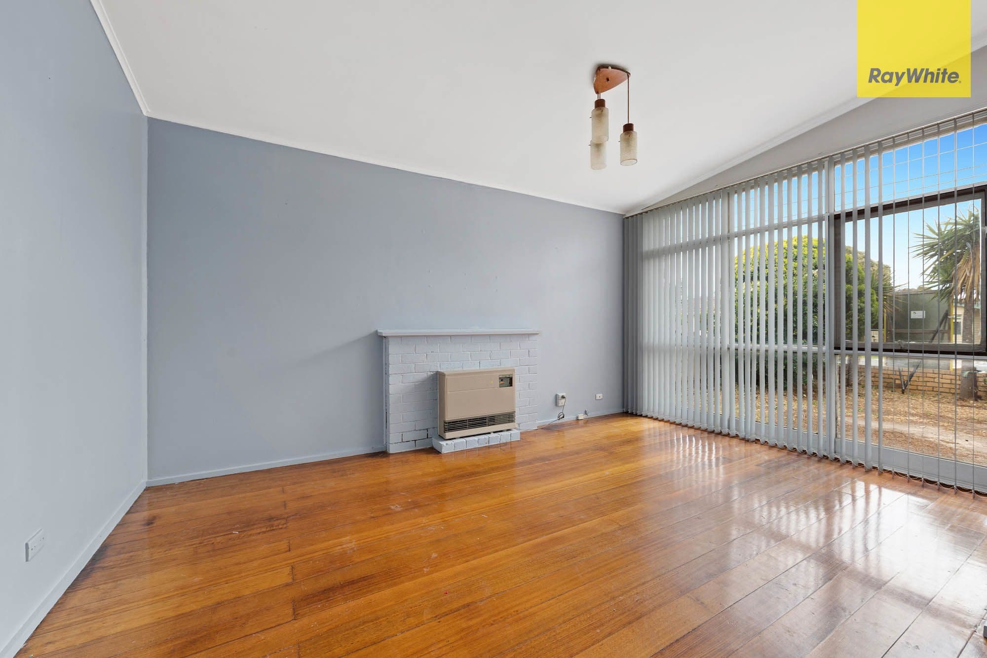 6 Conrad Street, St Albans VIC 3021, St Albans - Thumbnail 2