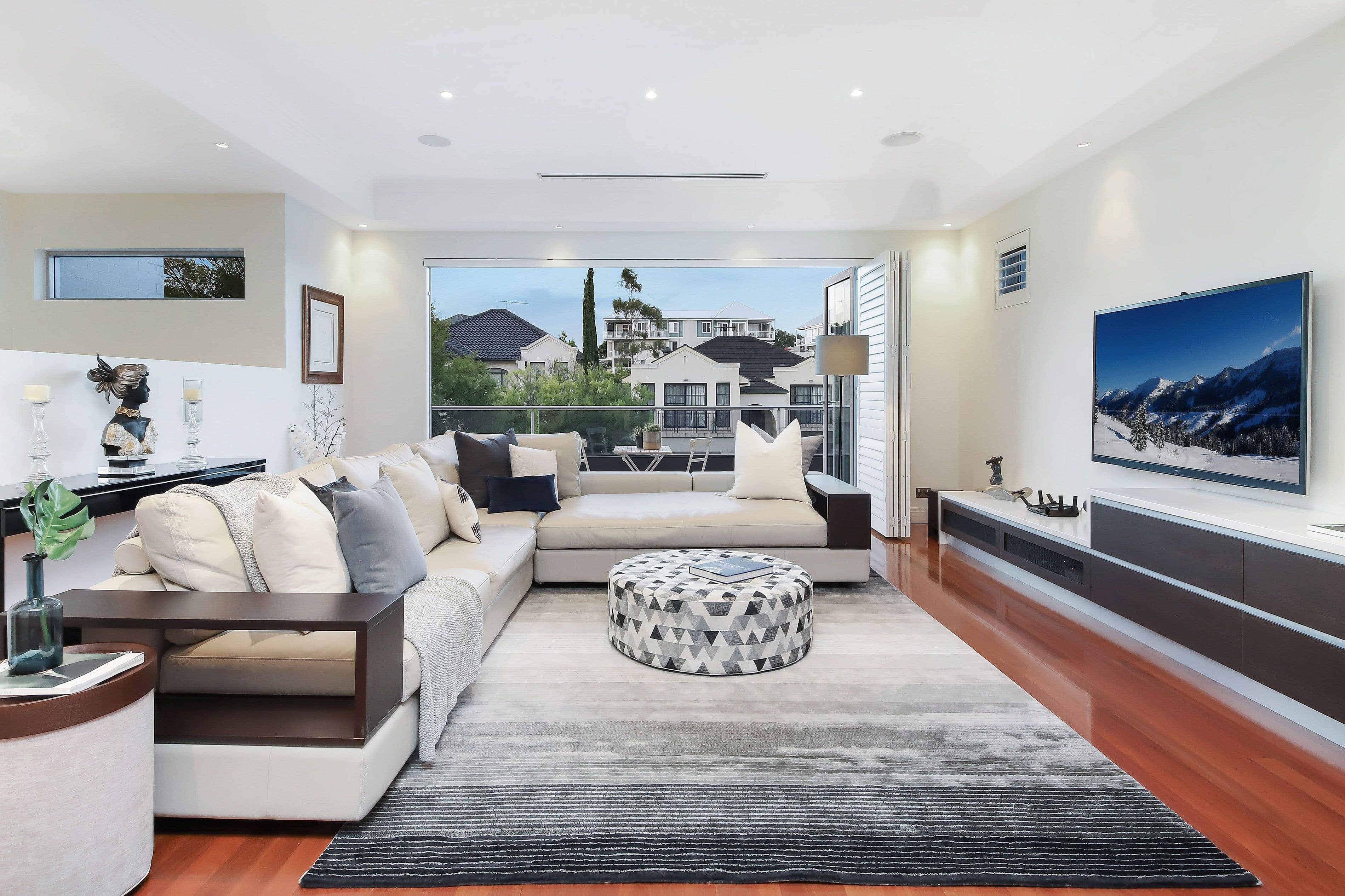 7 Fairwater Drive, Breakfast Point - Thumbnail 7