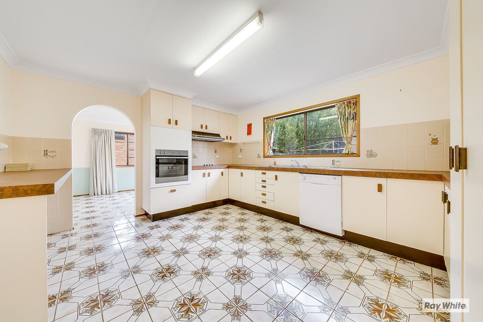 35 Marina Avenue, Taranganba QLD 4703, Taranganba - Thumbnail 5