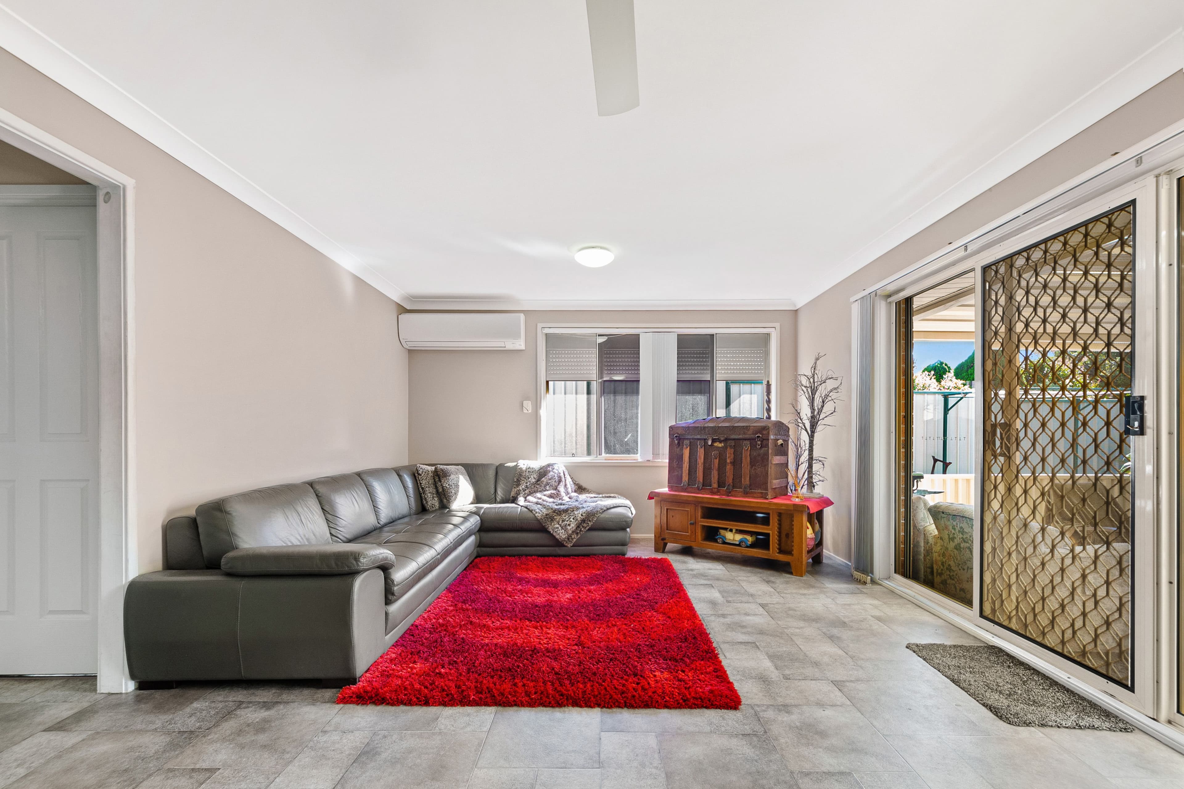 17 Christopher Crescent, Lake Haven NSW 2263, Lake Haven - Thumbnail 2