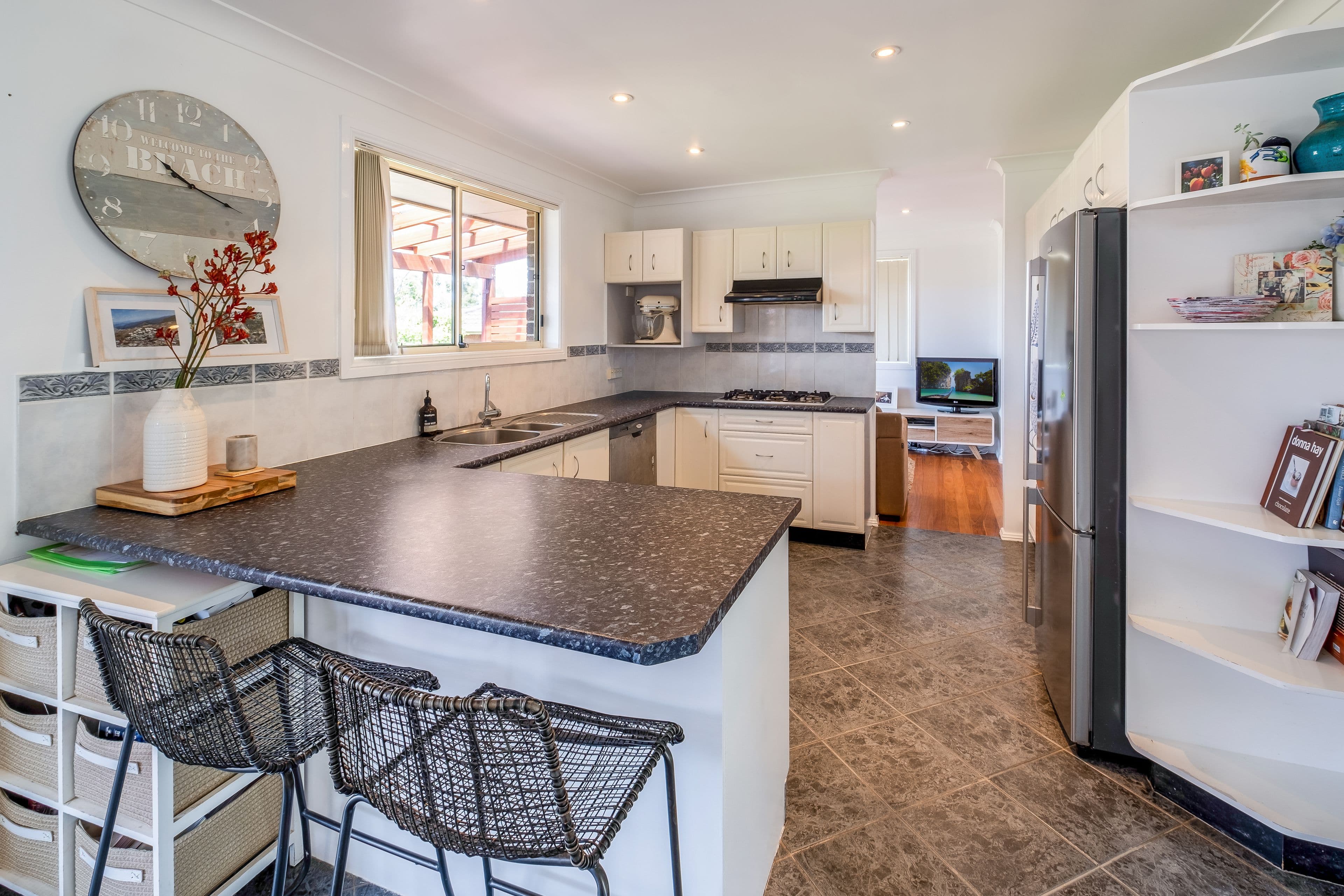 51 Bottlebrush Drive, Glenning Valley - Thumbnail 4
