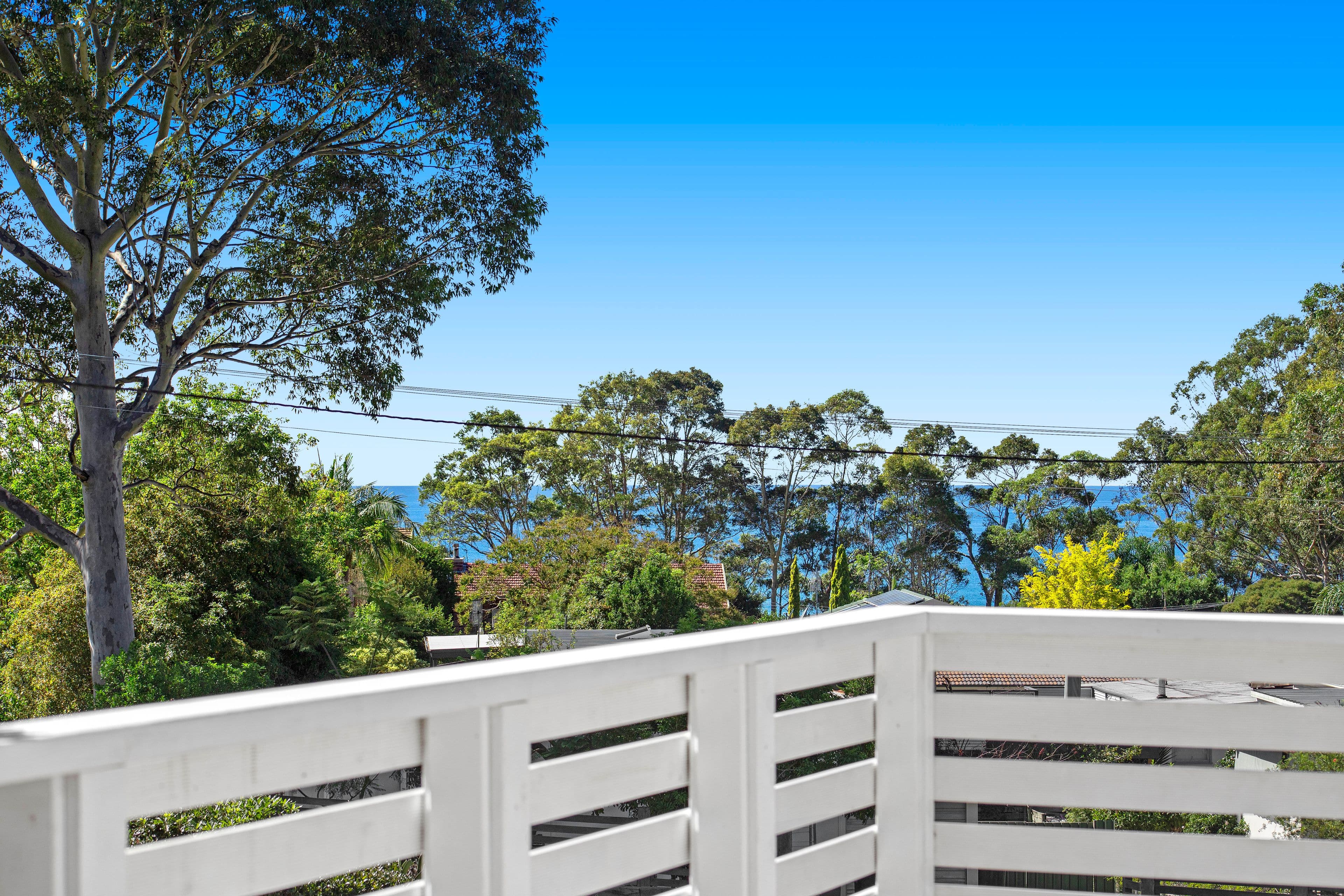 576 Beach Road, Denhams Beach - Thumbnail 2