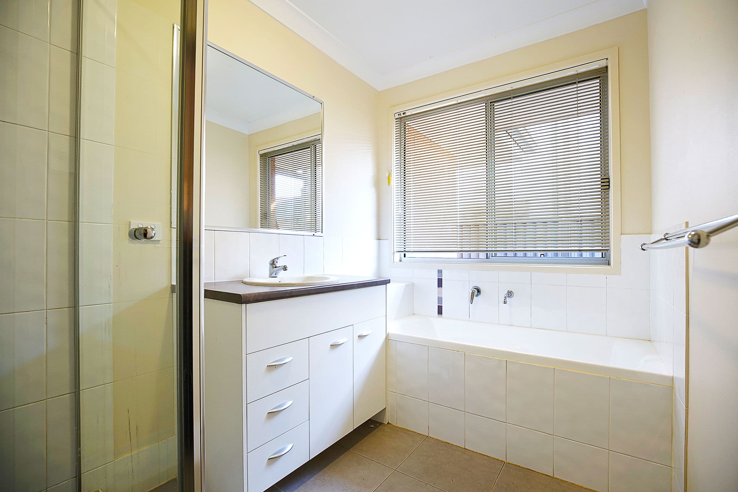 4 Tall Trees Drive, Glenmore Park - Thumbnail 6