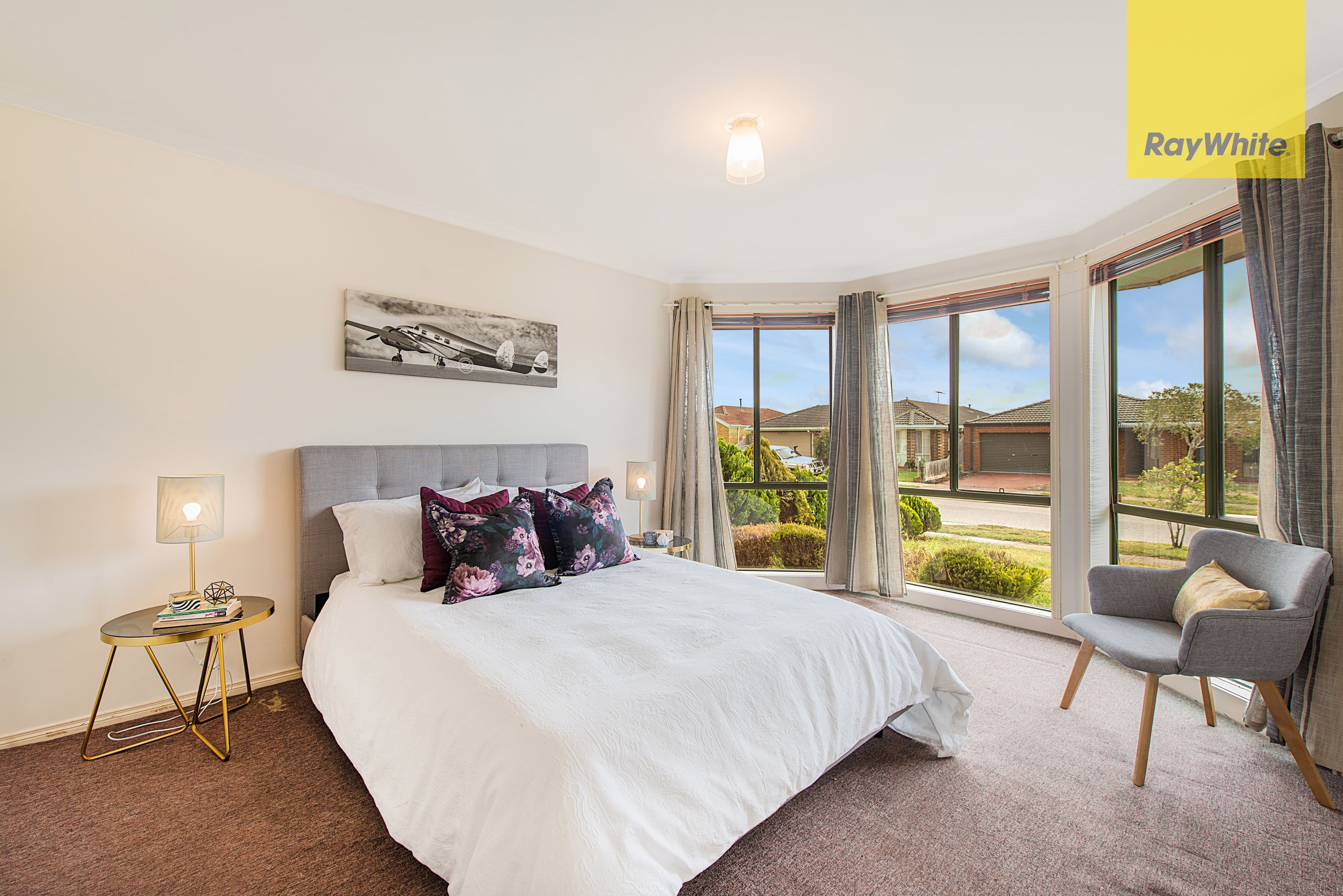 17 Oakman Way, Hampton Park VIC 3976, Hampton Park - Thumbnail 2