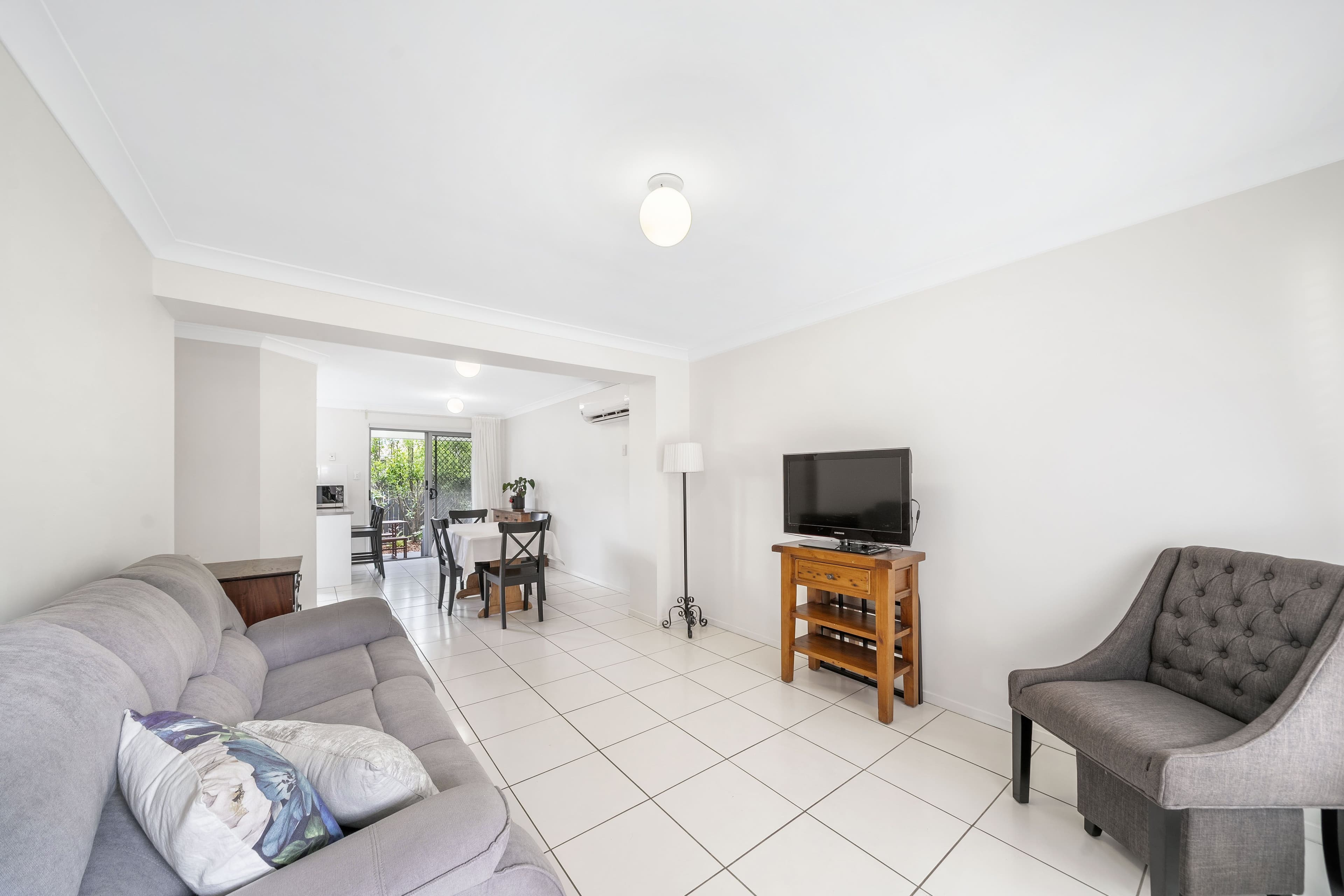113 Castle Hill Drive, Murrumba Downs QLD 4503, Murrumba Downs - Thumbnail 2