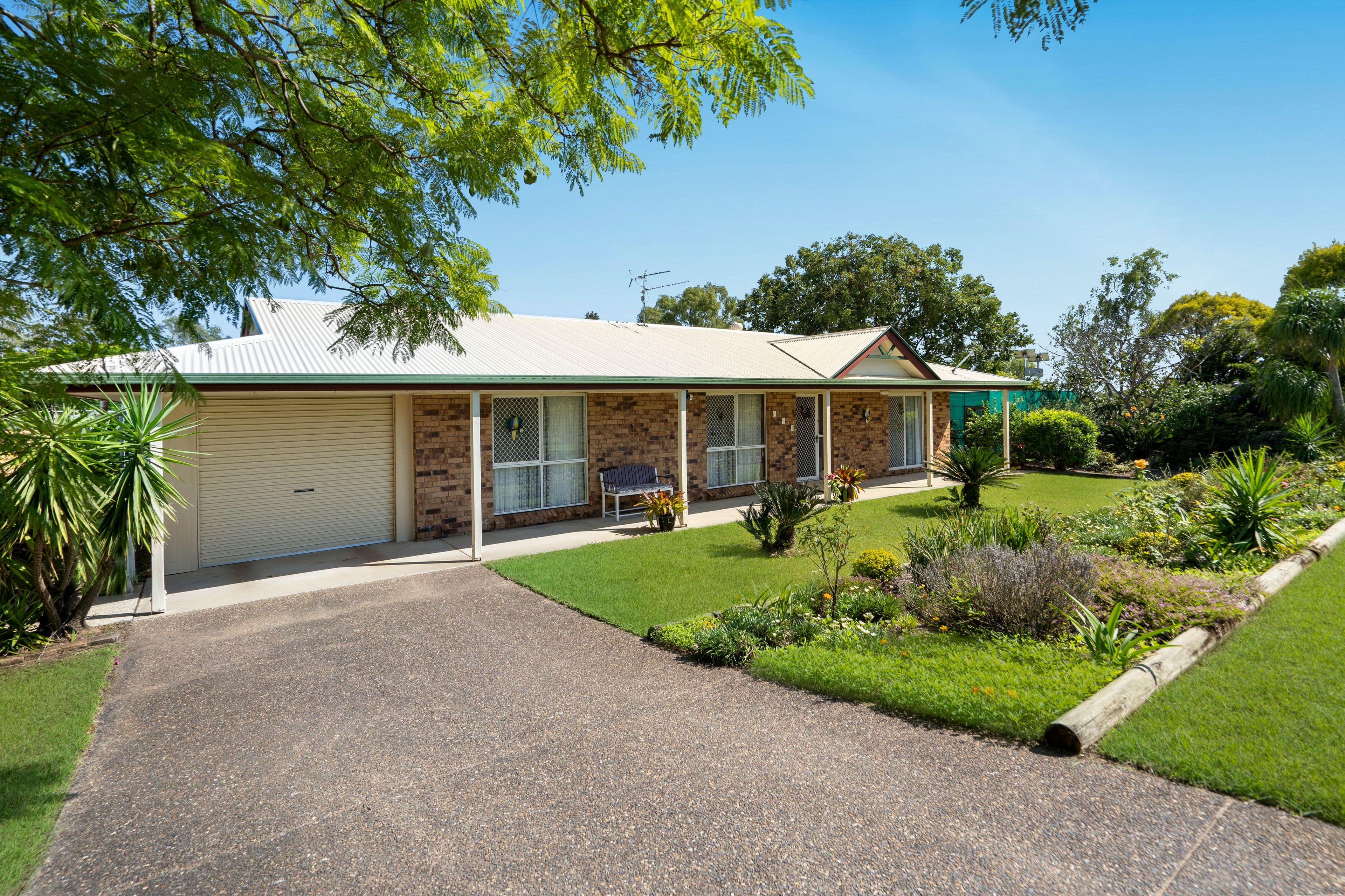 2 Hewett Drive, Regency Downs QLD 4341, Regency Downs - Thumbnail 2