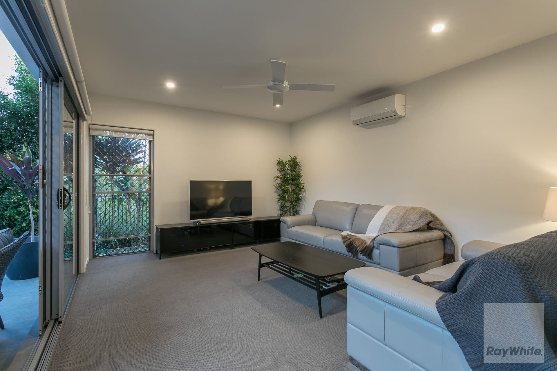 2 Mapleton Crescent, Capalaba QLD 4157, Capalaba - Thumbnail 8