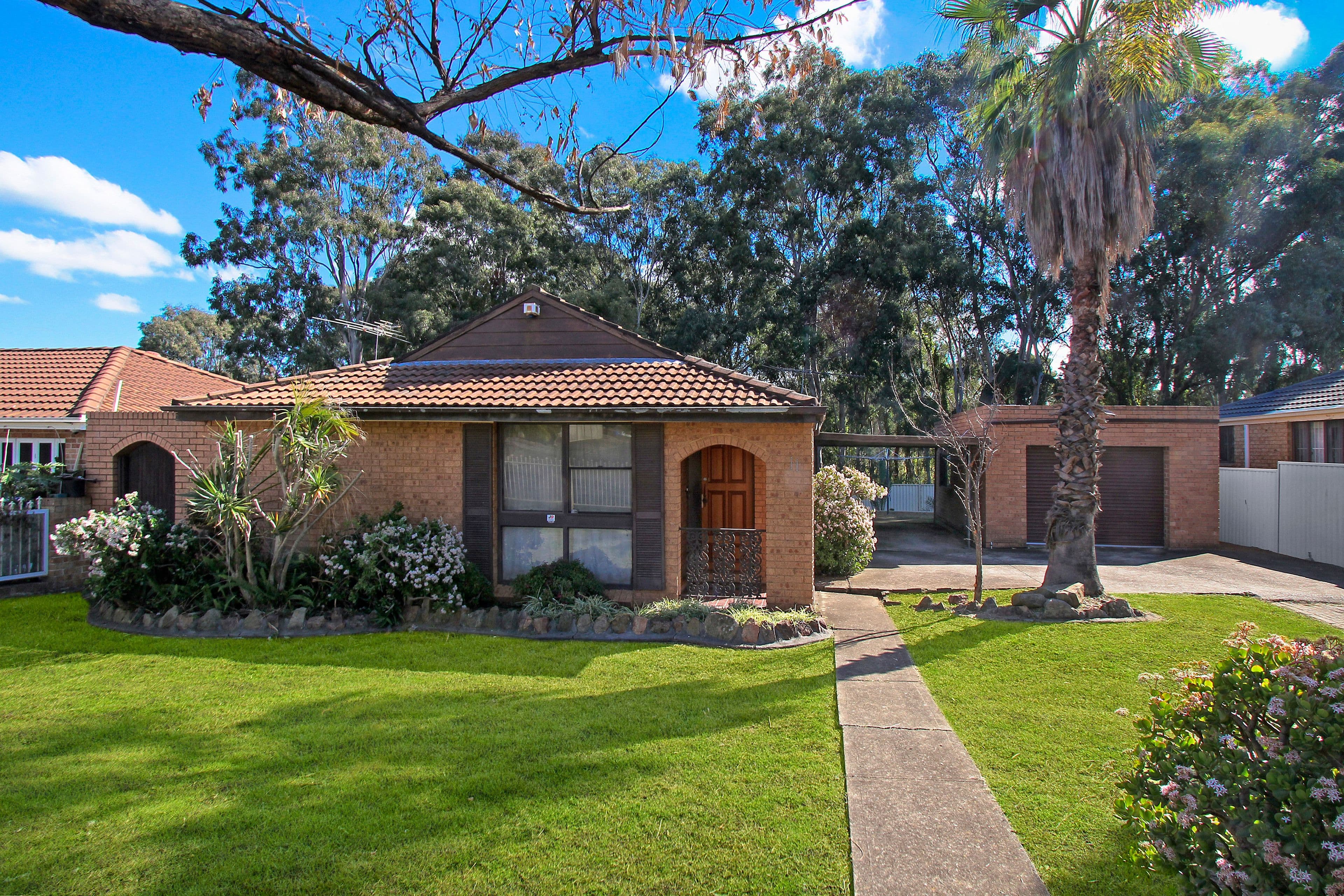 11 Hasluck Road, Bonnyrigg - Image 1