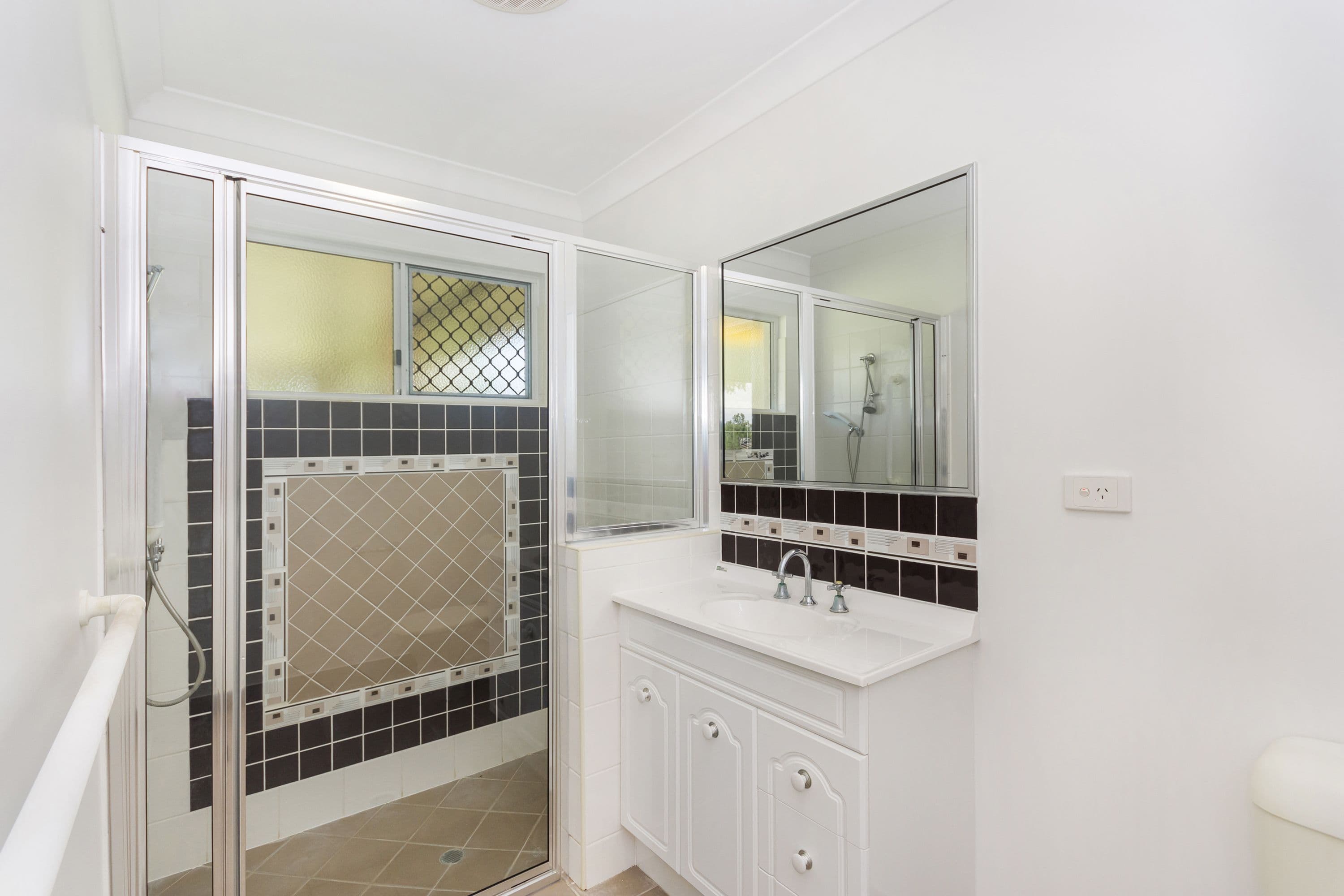 304 Kelso Drive, Kelso QLD 4815, Kelso - Thumbnail 7