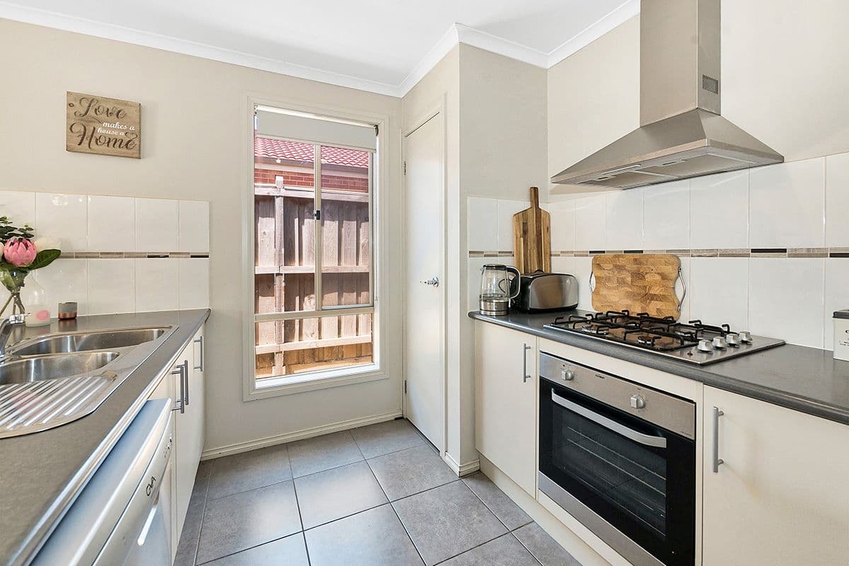 21 Bugle Lane, Cranbourne West VIC 3977, Cranbourne West - Thumbnail 2