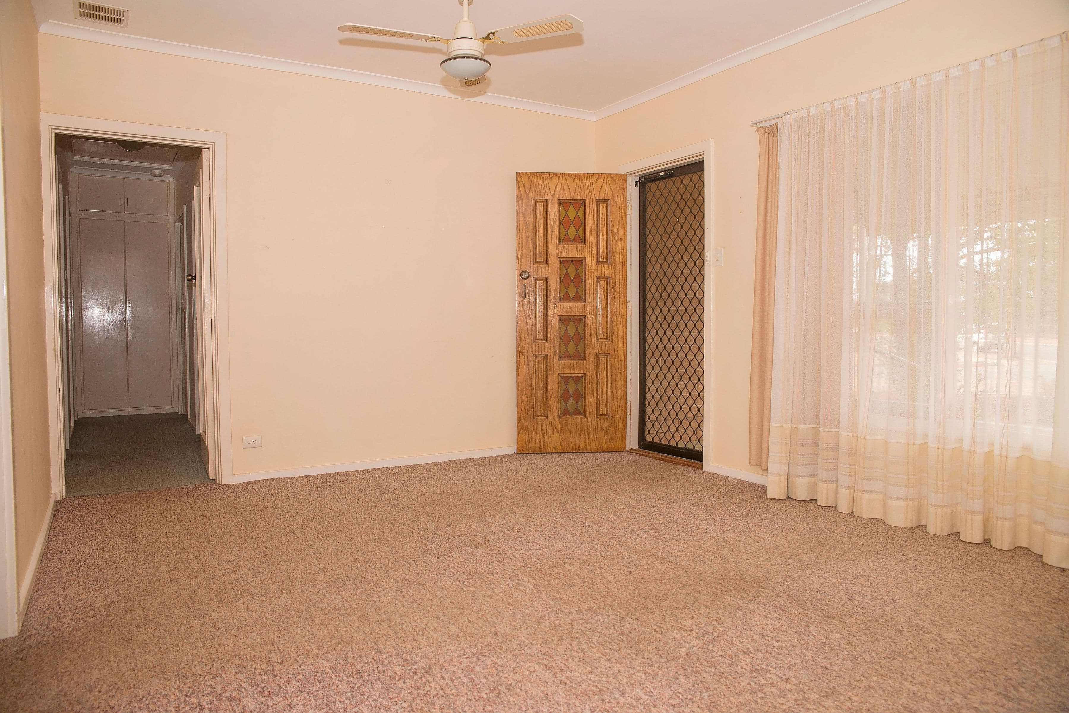 198 Cartledge Avenue, Whyalla Stuart SA 5608, Whyalla Stuart - Thumbnail 3