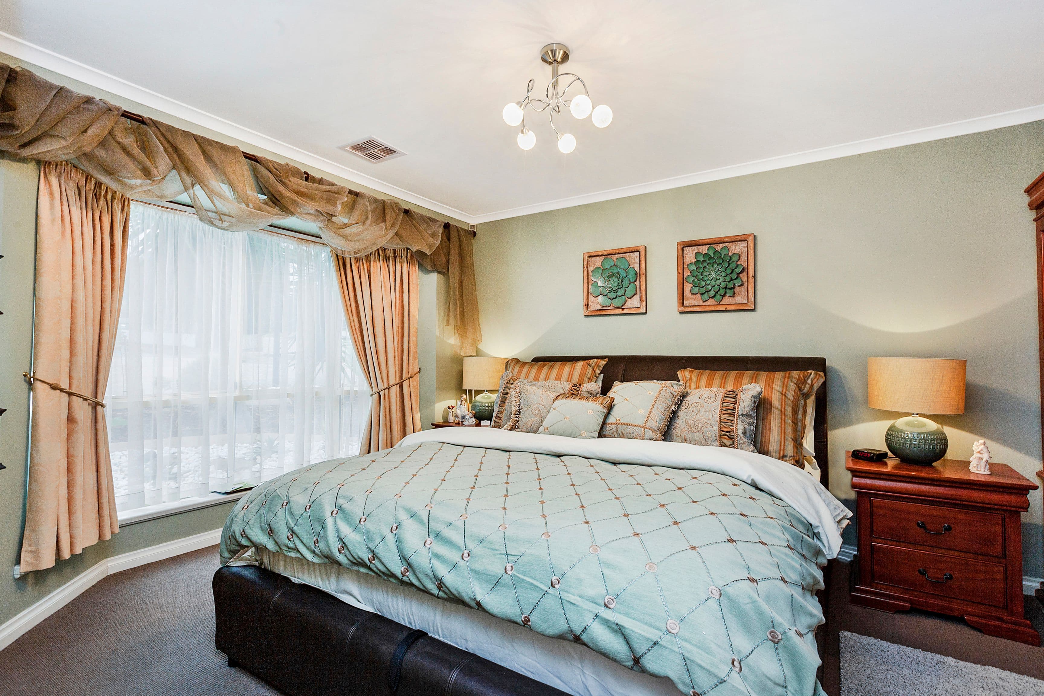 10 Griffin Place, Wynn Vale SA 5127, Wynn Vale - Thumbnail 2